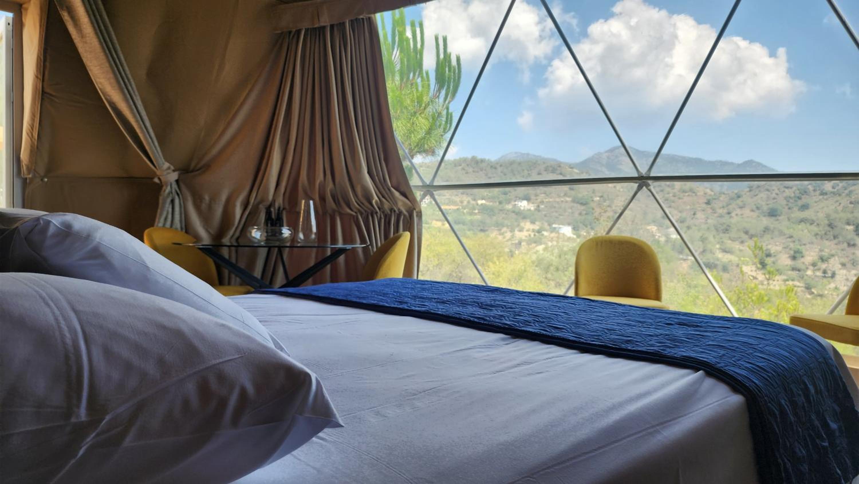 Tent 2 - Photo 12