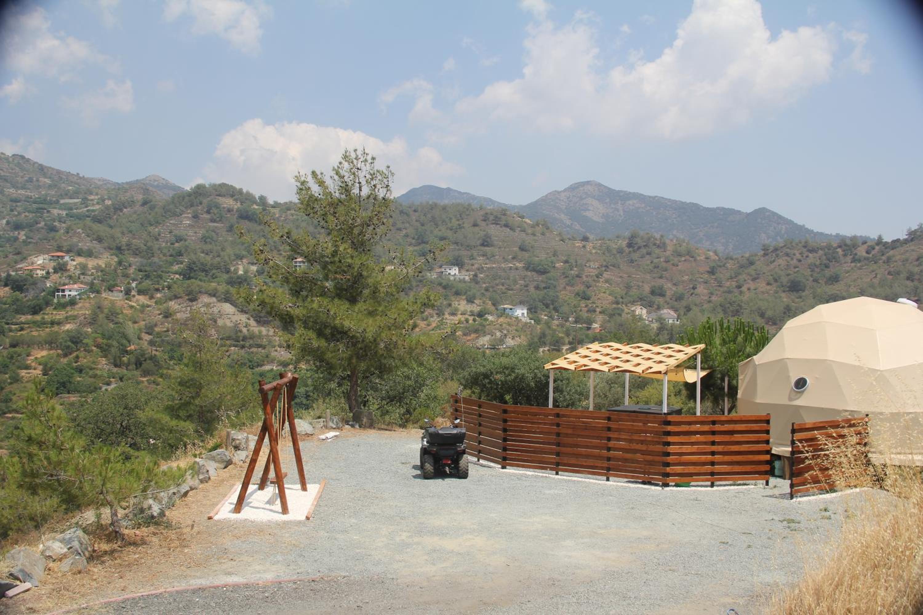 Tent 2 - Photo 16