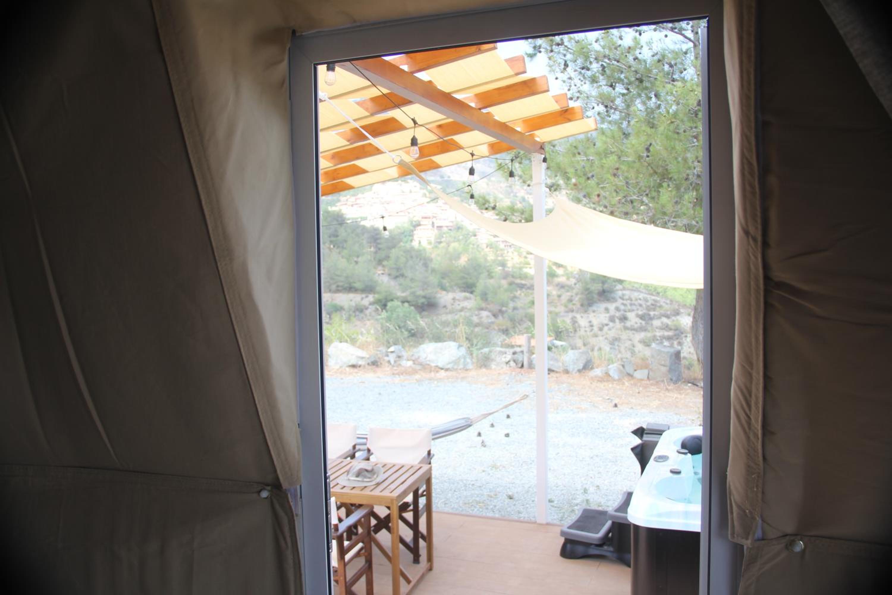 Tent 2 - Photo 22