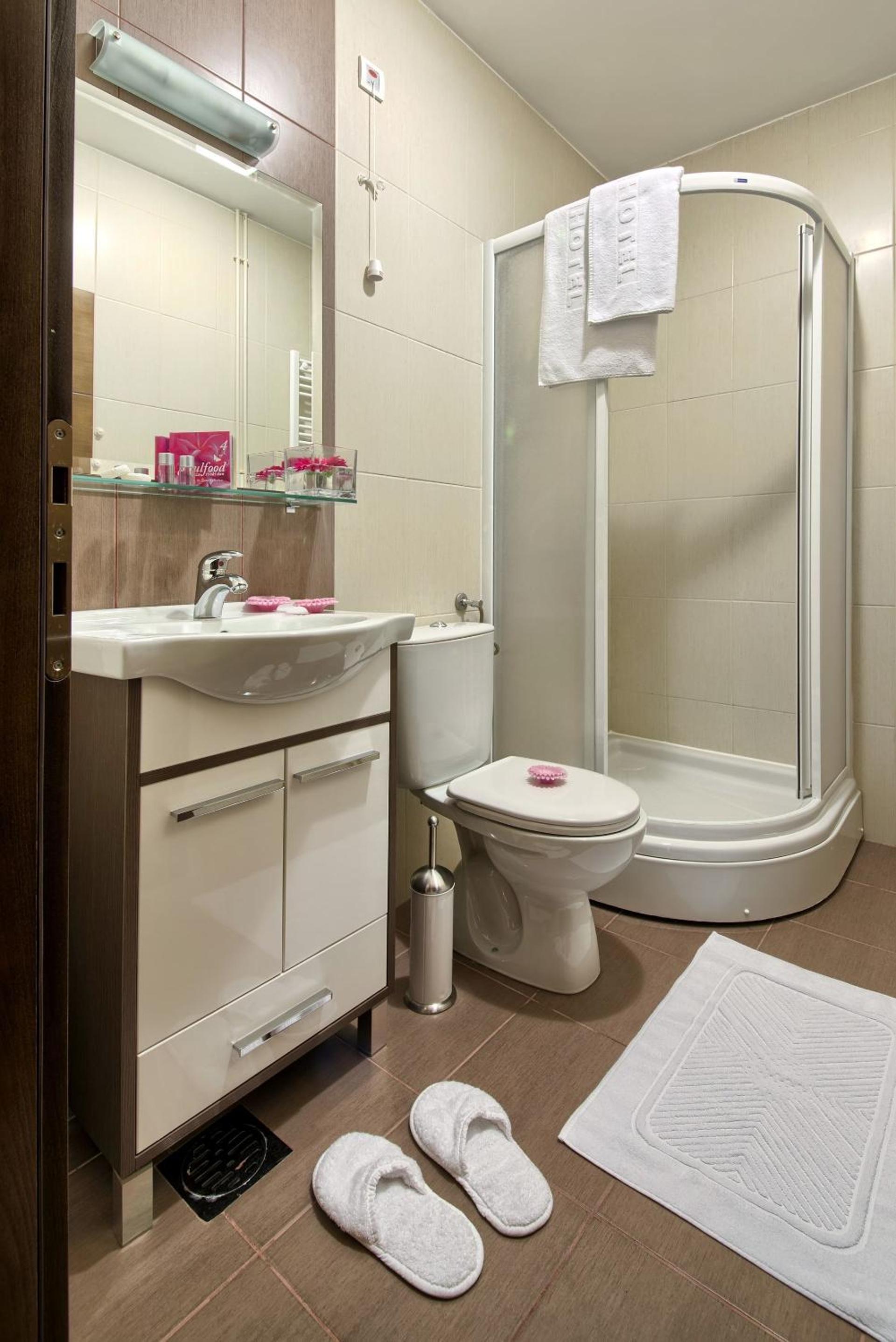Classic Triple Room photo 3