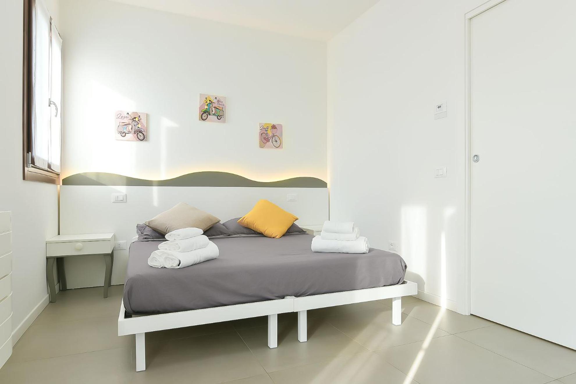 Two-Bedroom Apartment with Garden View - Photo 4