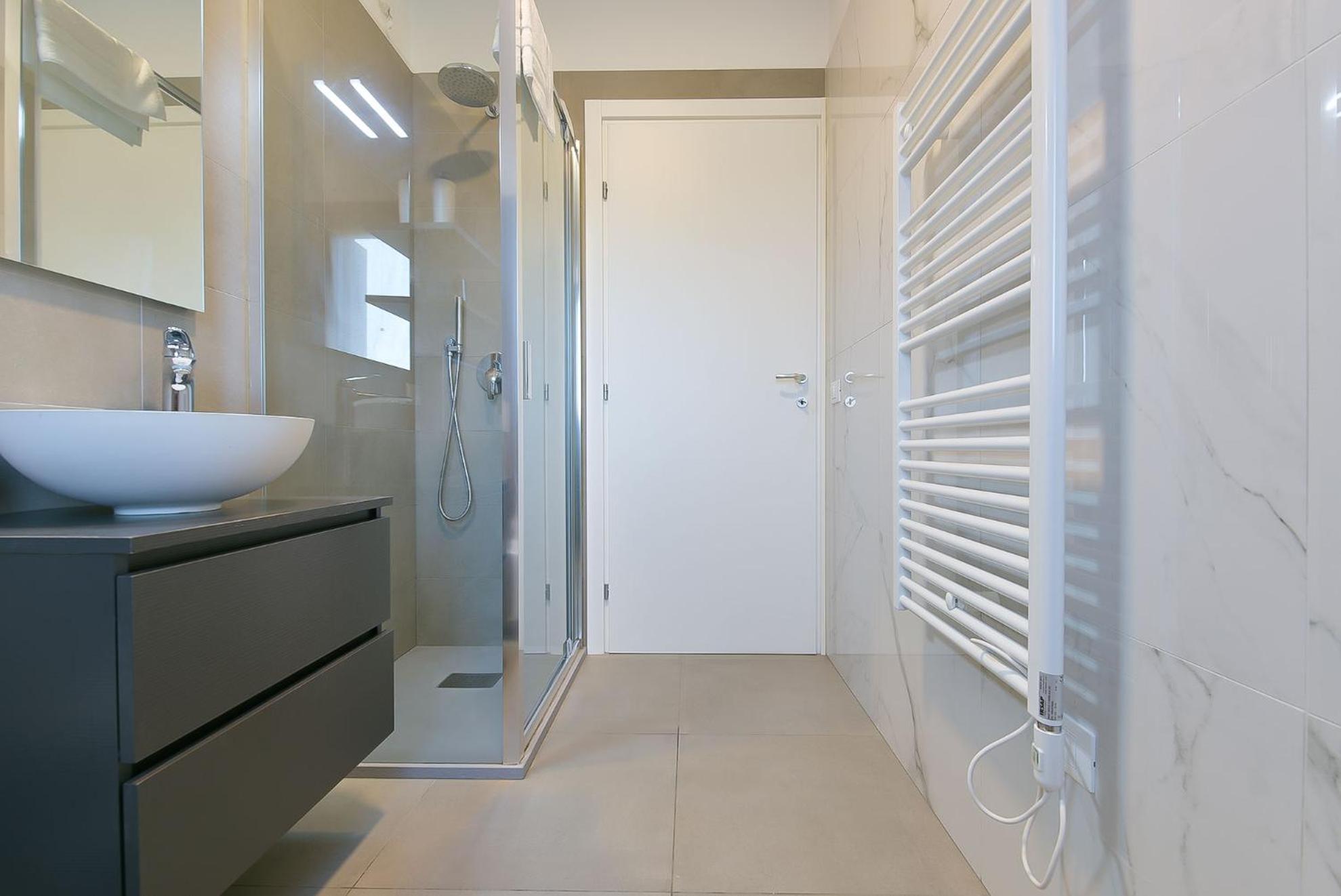Two-Bedroom Apartment with Garden View - Photo 20
