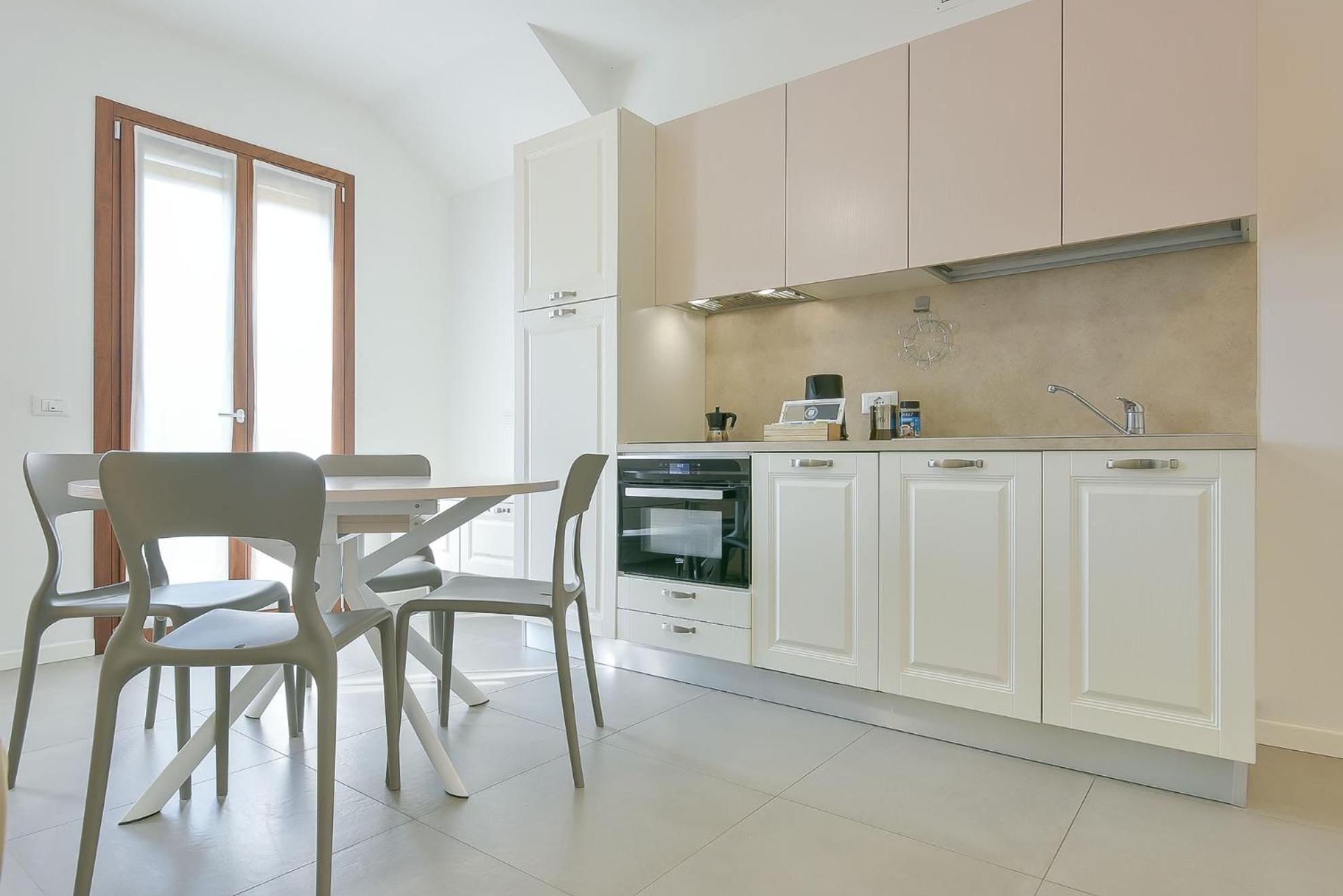 Two-Bedroom Apartment with Garden View - Photo 25