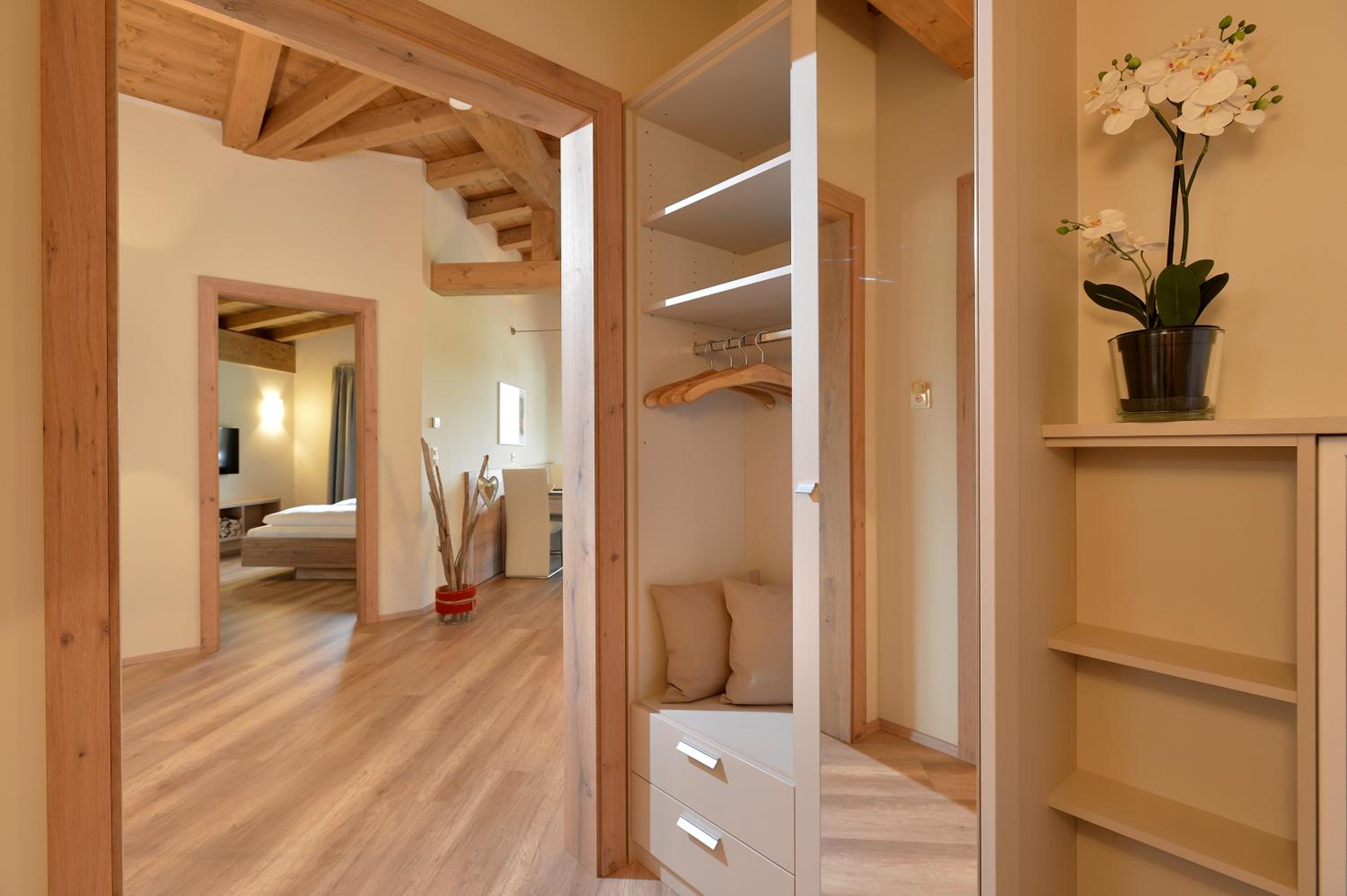 Apartment 75 square yards photo 3