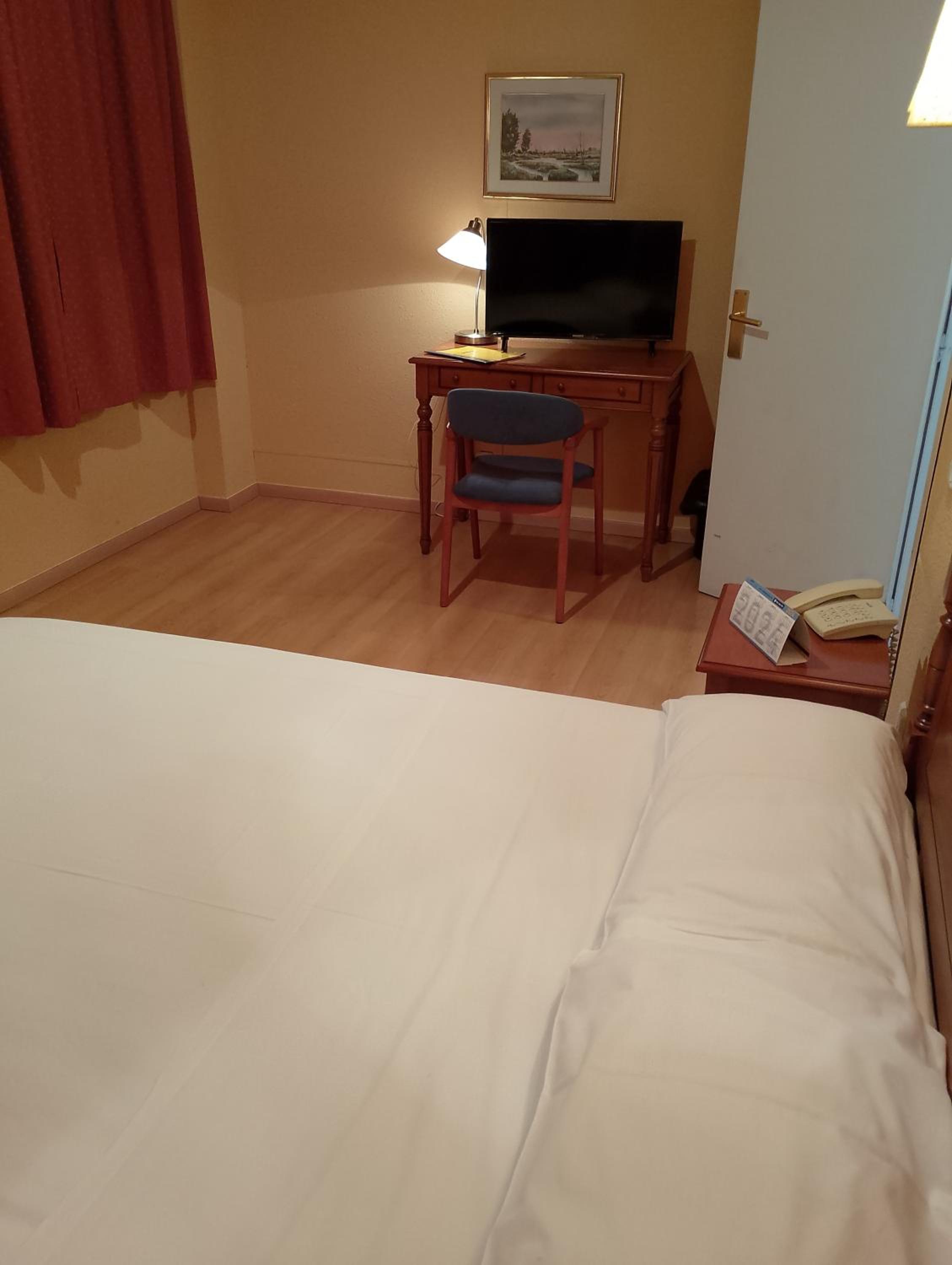 Double Room with Private Bathroom photo 3