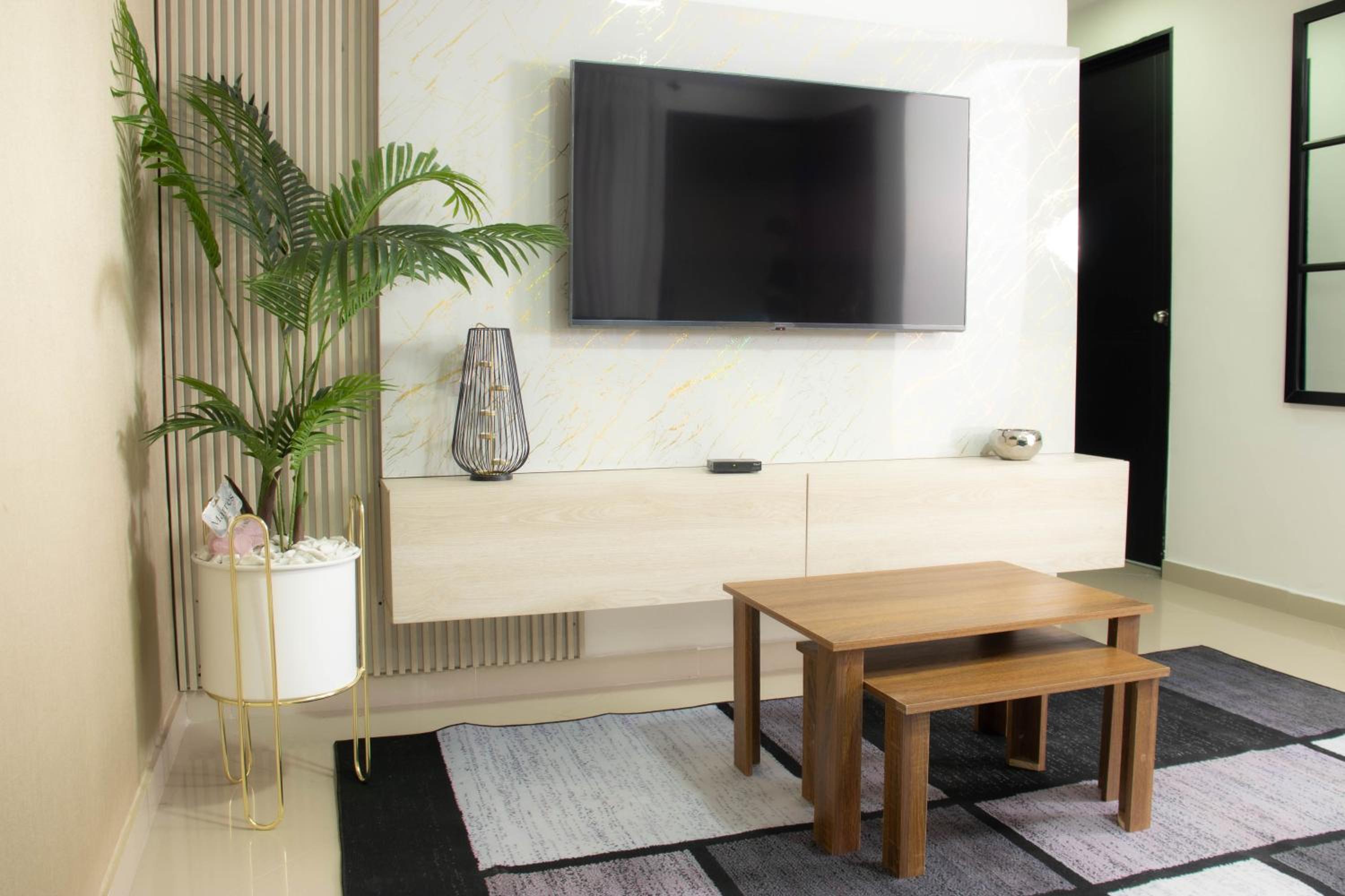 Deluxe Apartment
