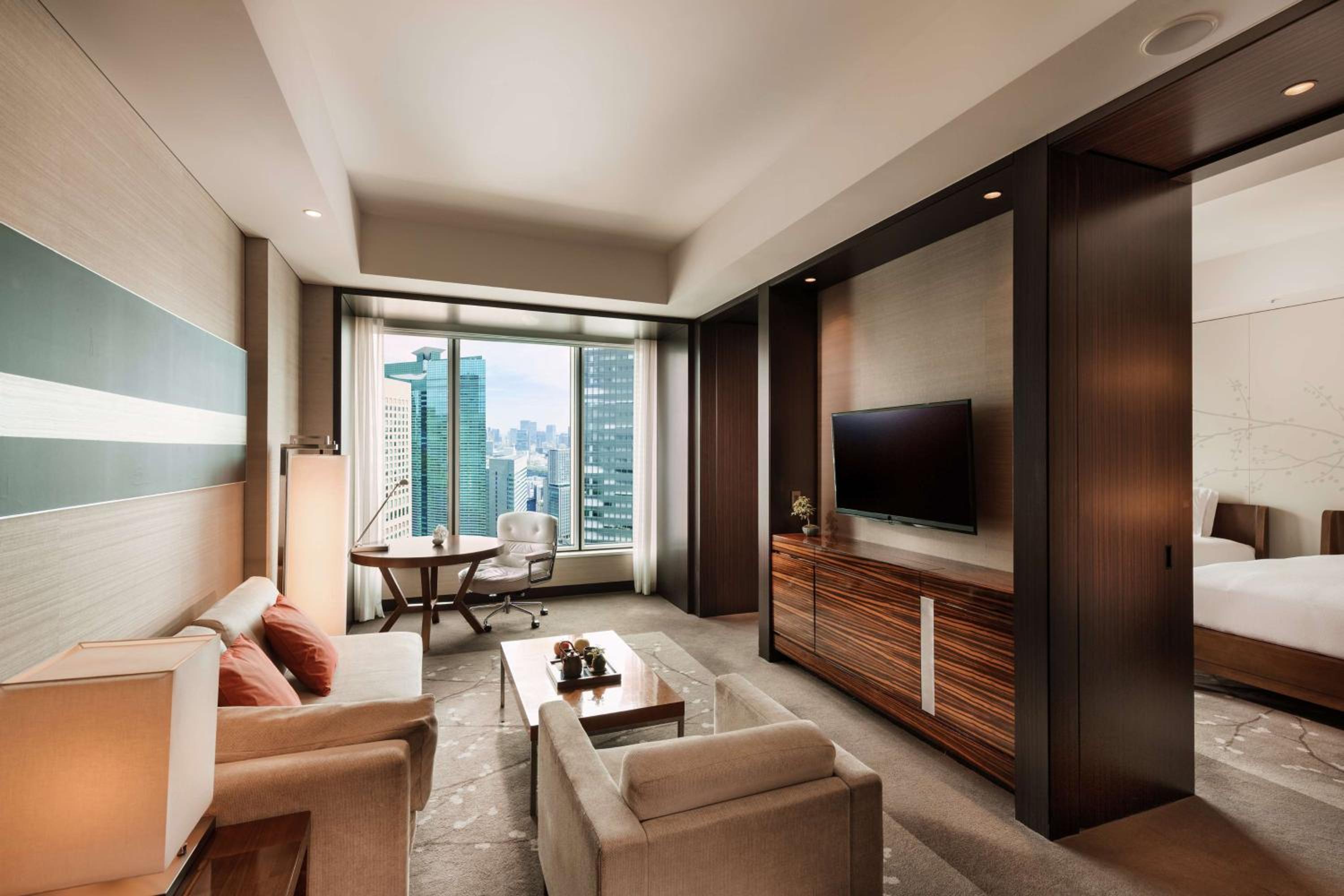 Executive Twin Suite with City View