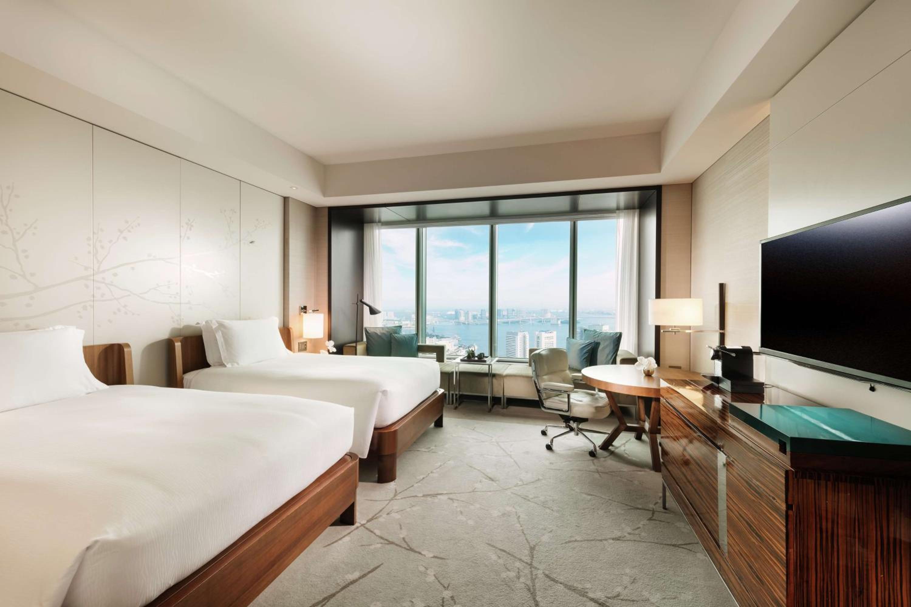 Twin Room with Bay View