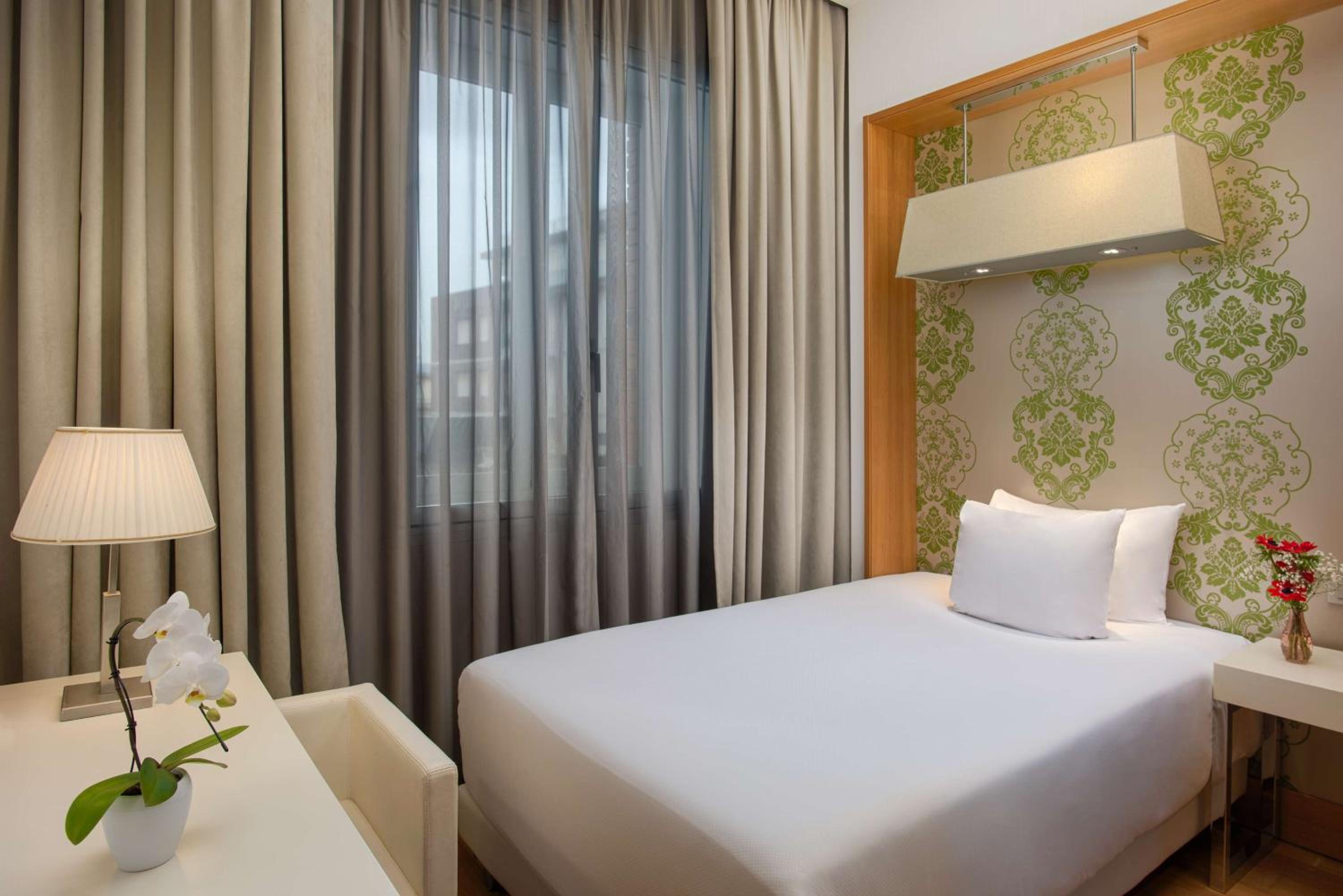 Superior Single Room