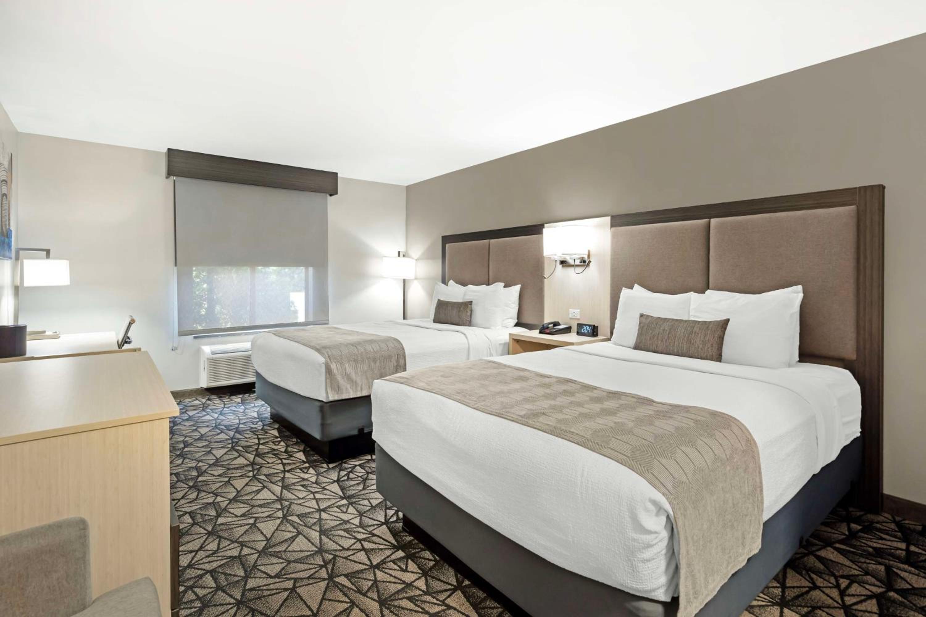 Queen Room with Two Queen Beds and Mobility Accessible Bathtub - Photo 1