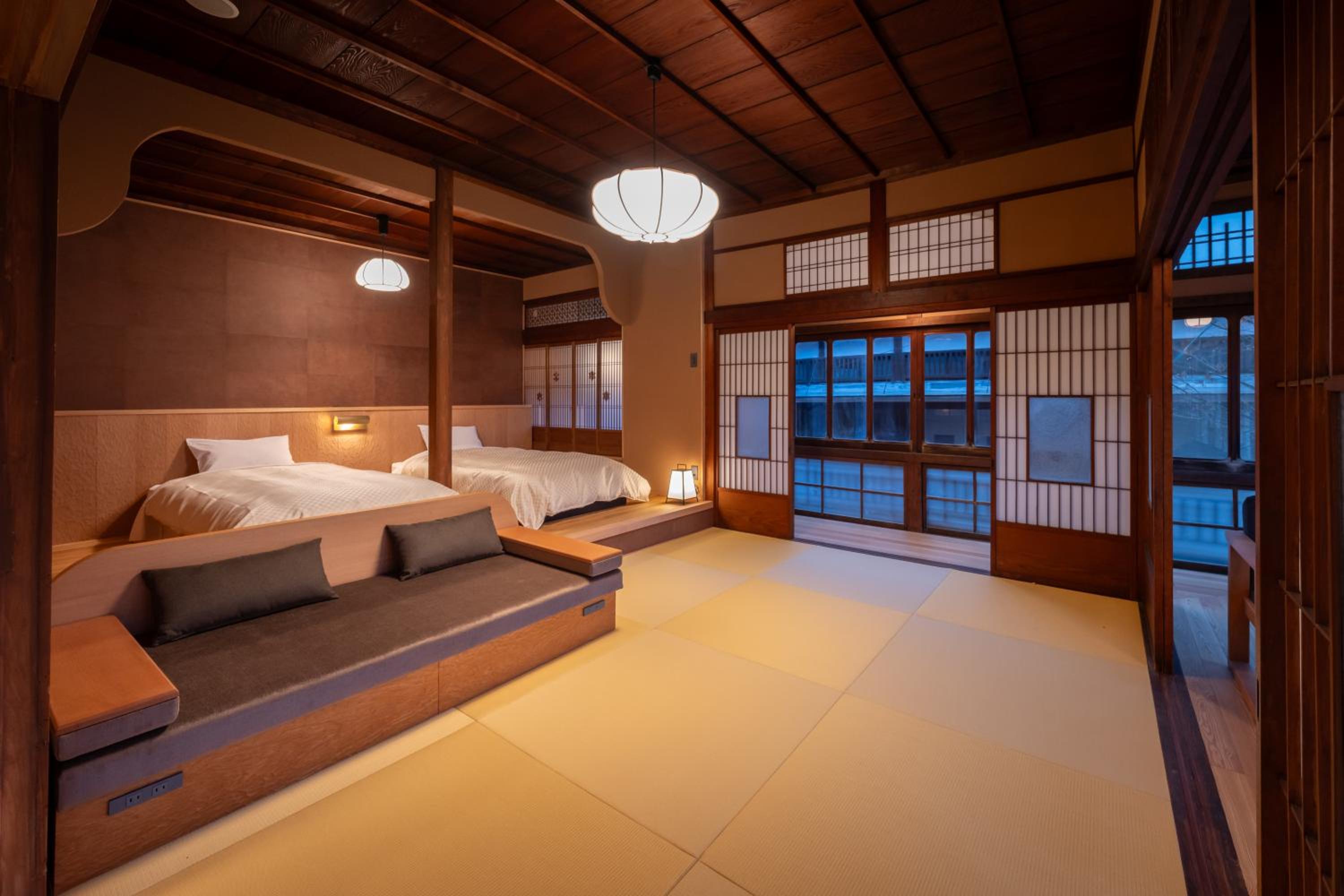 Junior Suite with Mountain View