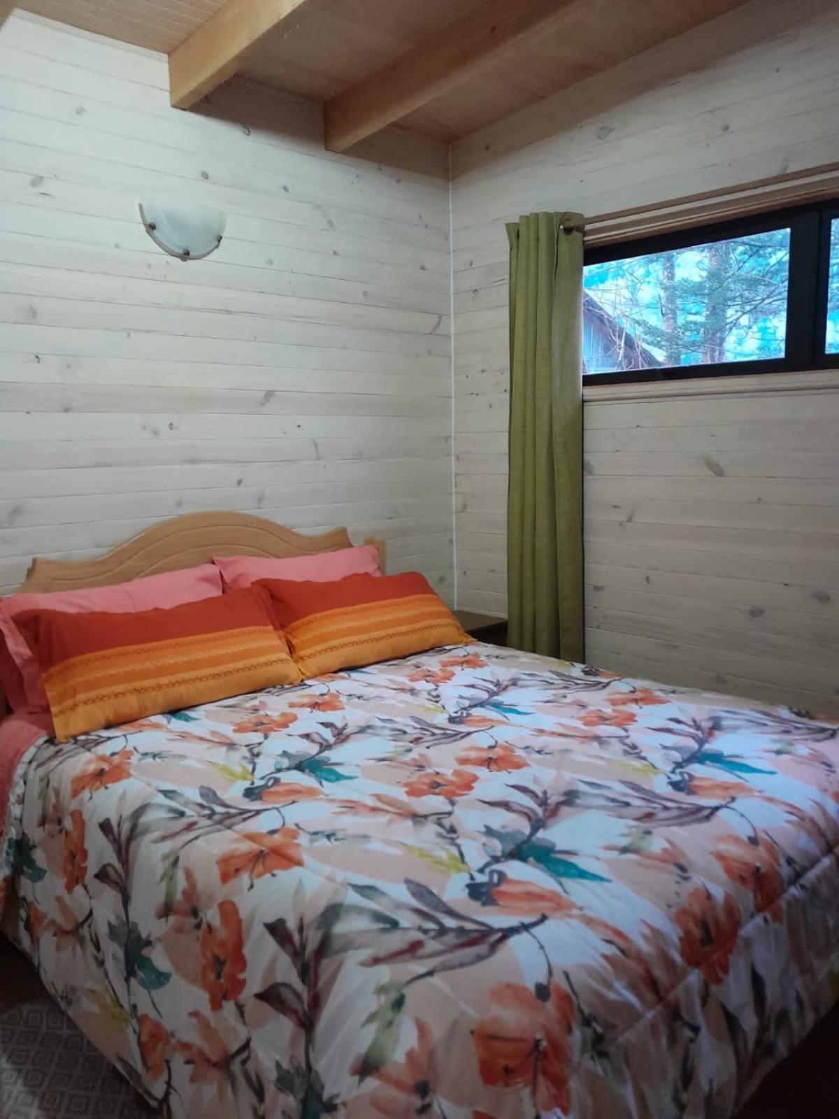 Two-Bedroom House photo 2