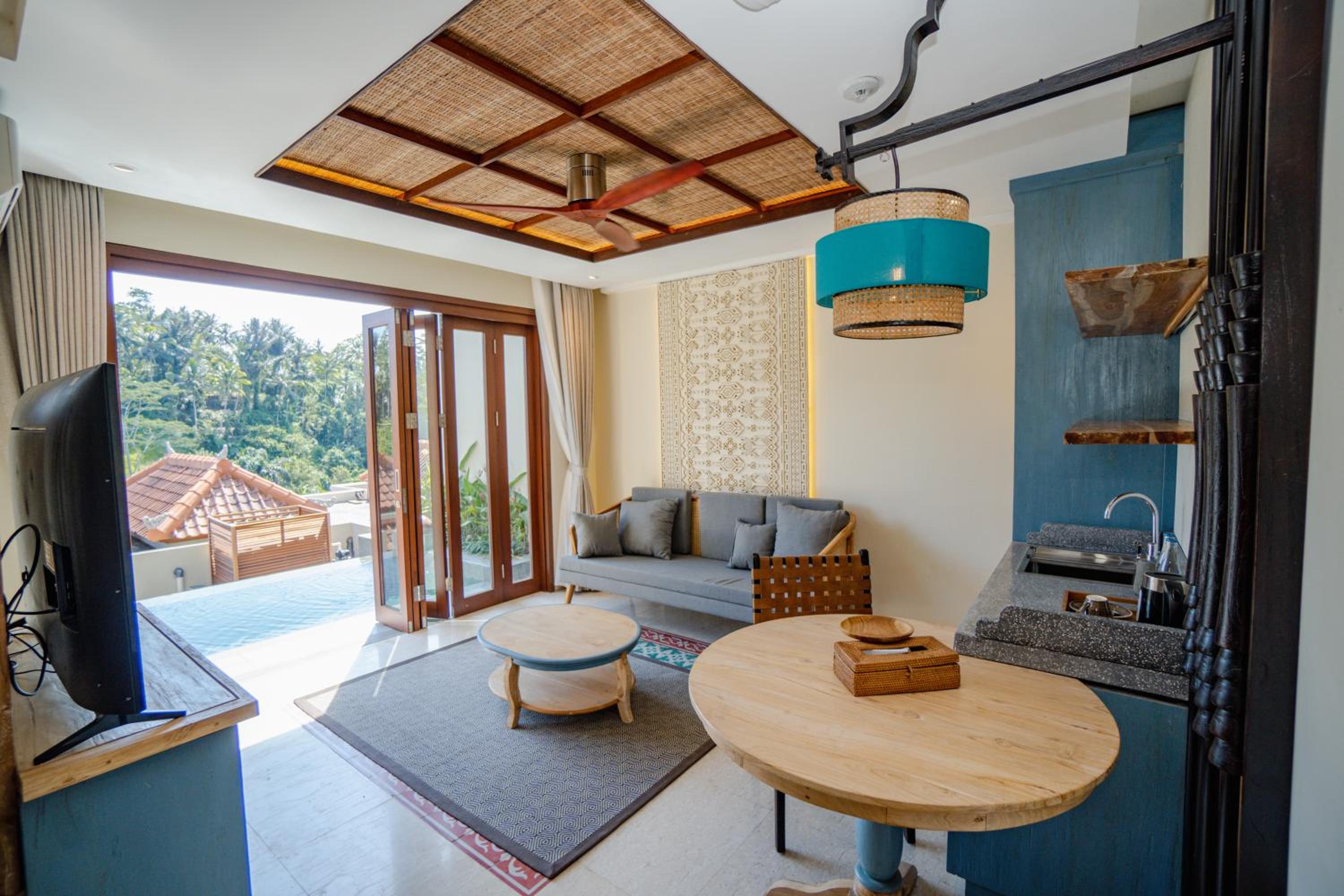 Devakanta Pool Villas with Free Daily Afternoon Tea