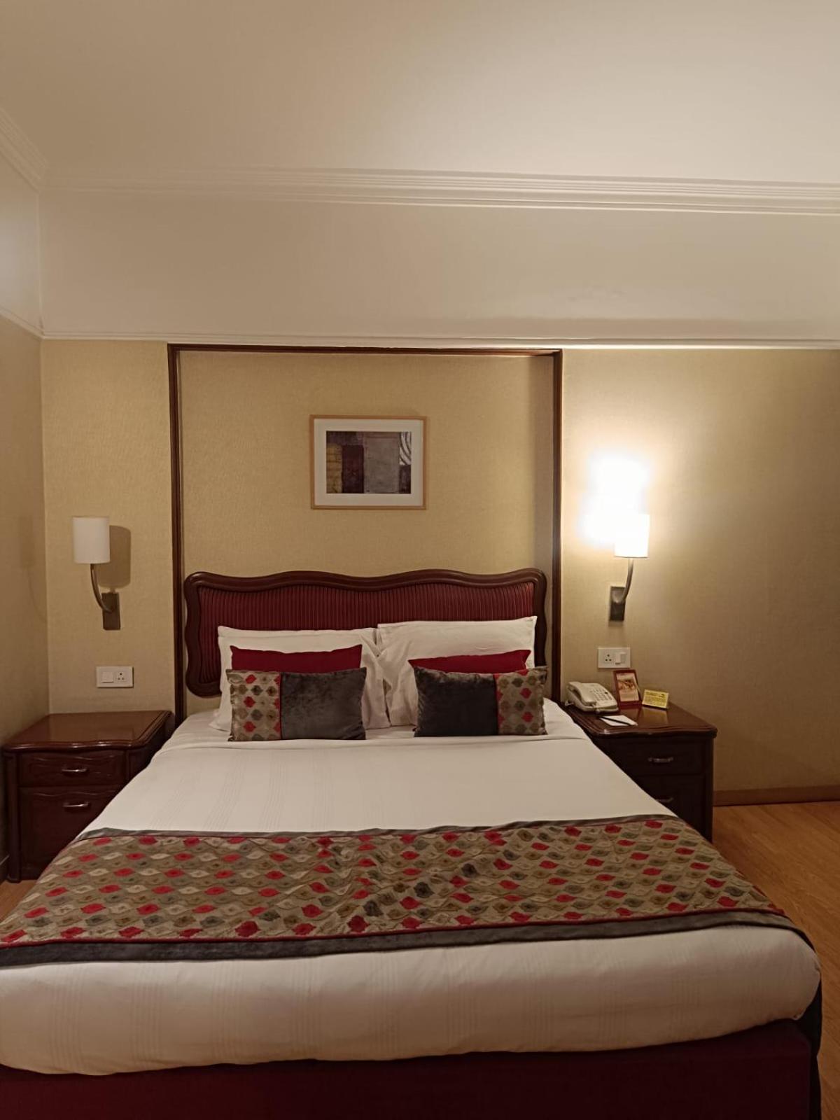 Deluxe Twin Room  photo 1