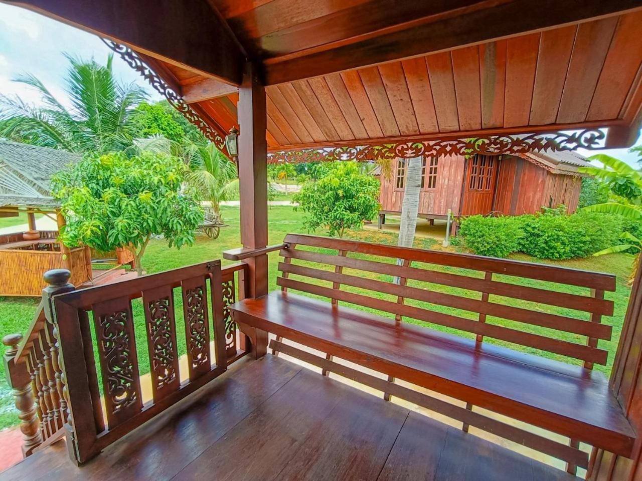 Queen Room with Garden View - Photo 4