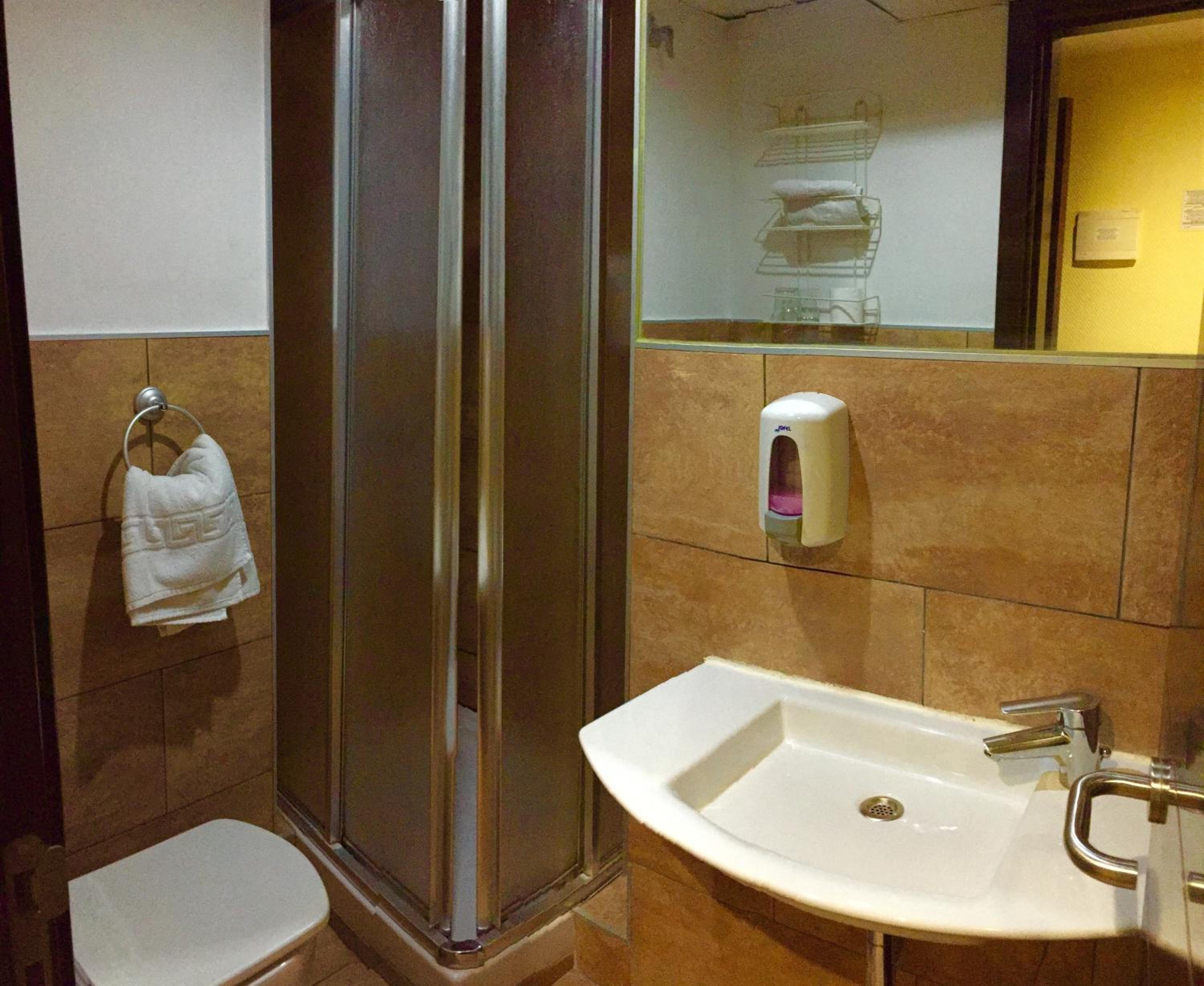 Double Room - Photo 4