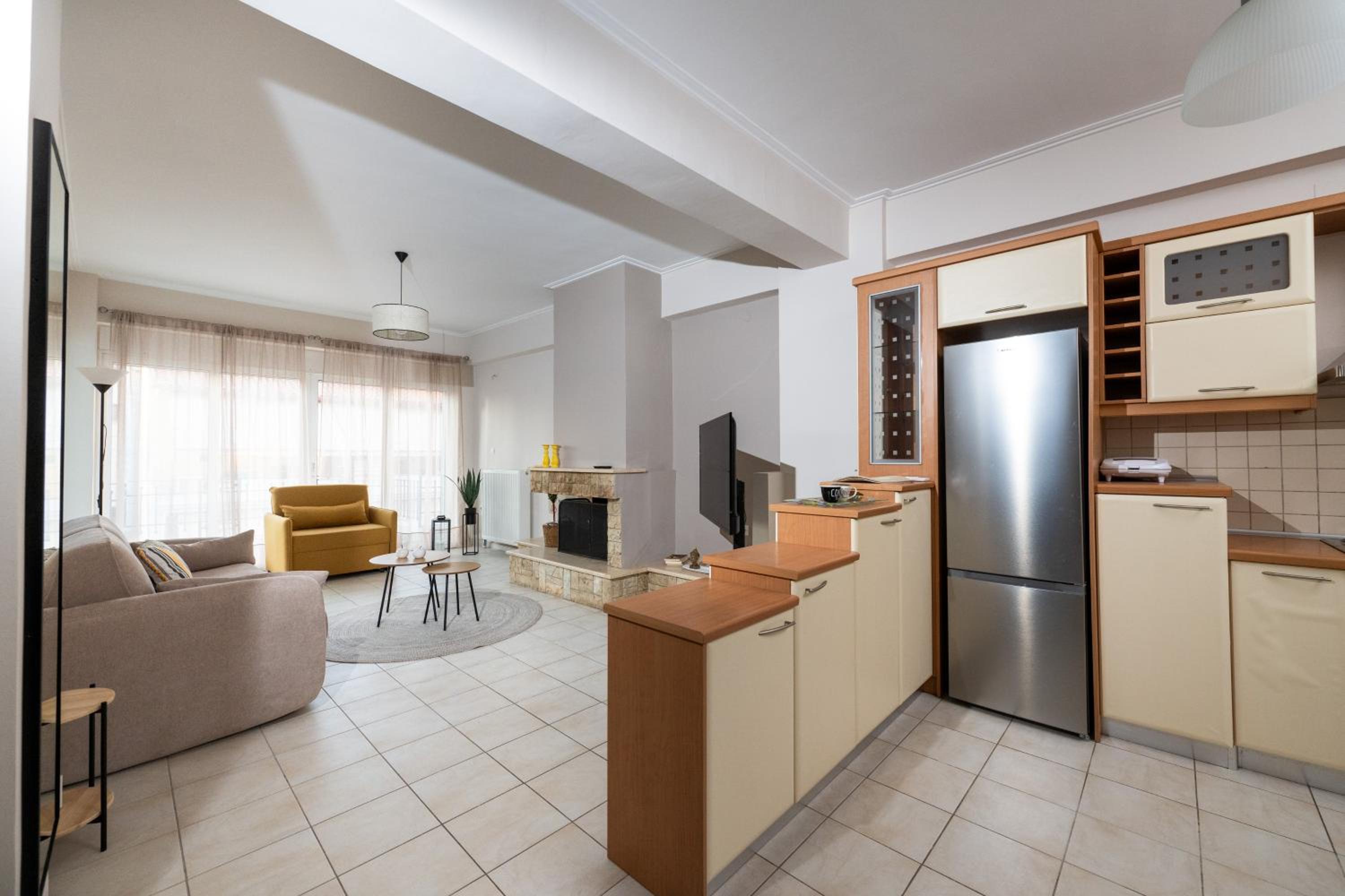 One-Bedroom Apartment photo 2