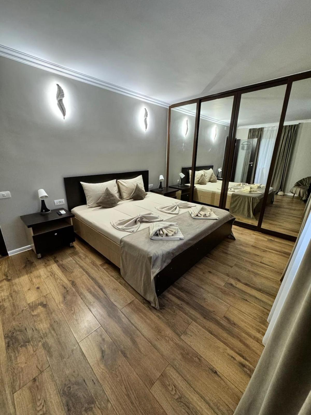 Suite photo 1