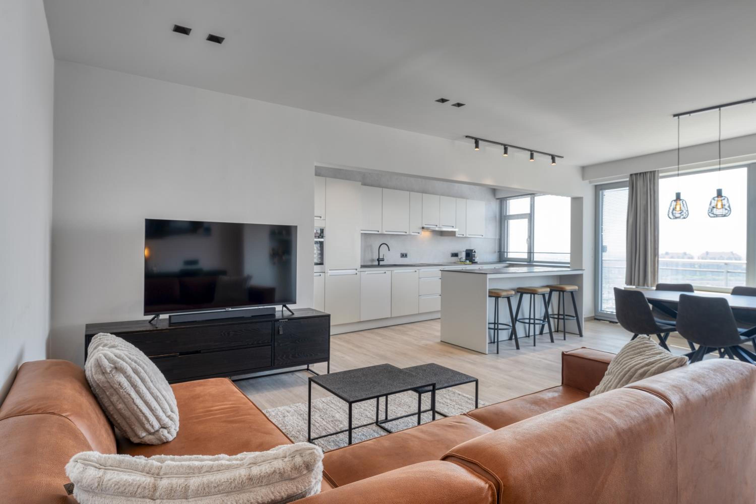Two-Bedroom Apartment with Balcony and Sea View photo 1