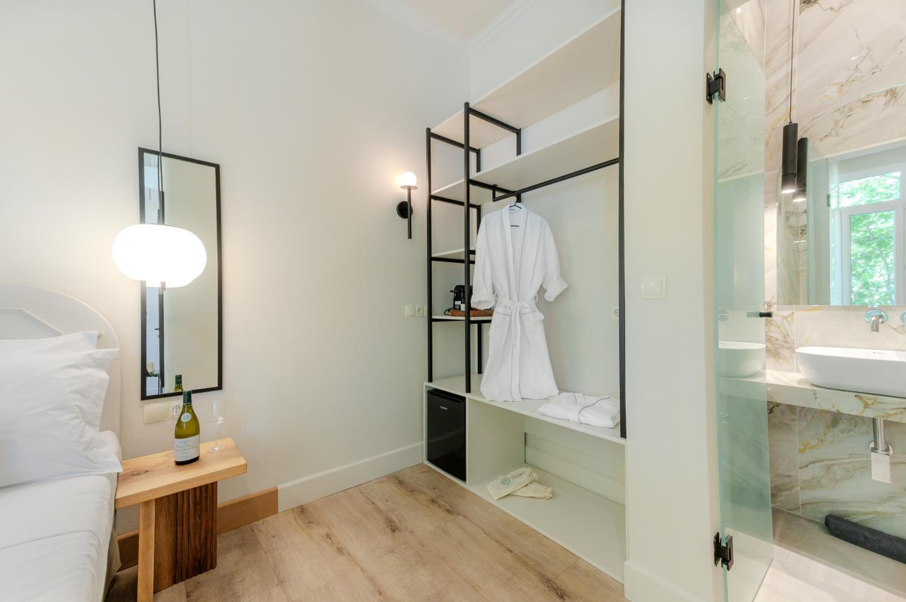 Deluxe Suite photo 3