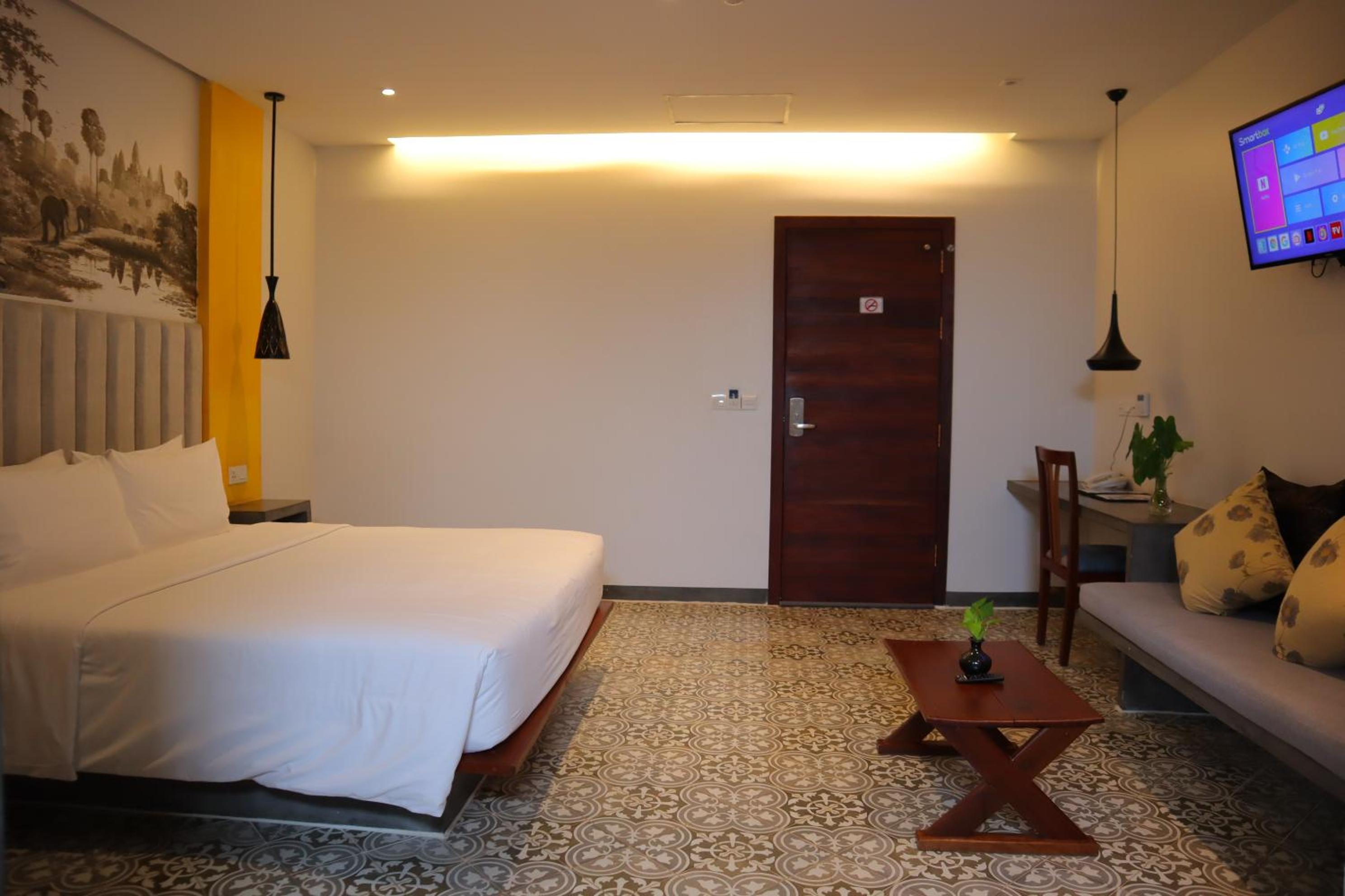 King Room with Sofa