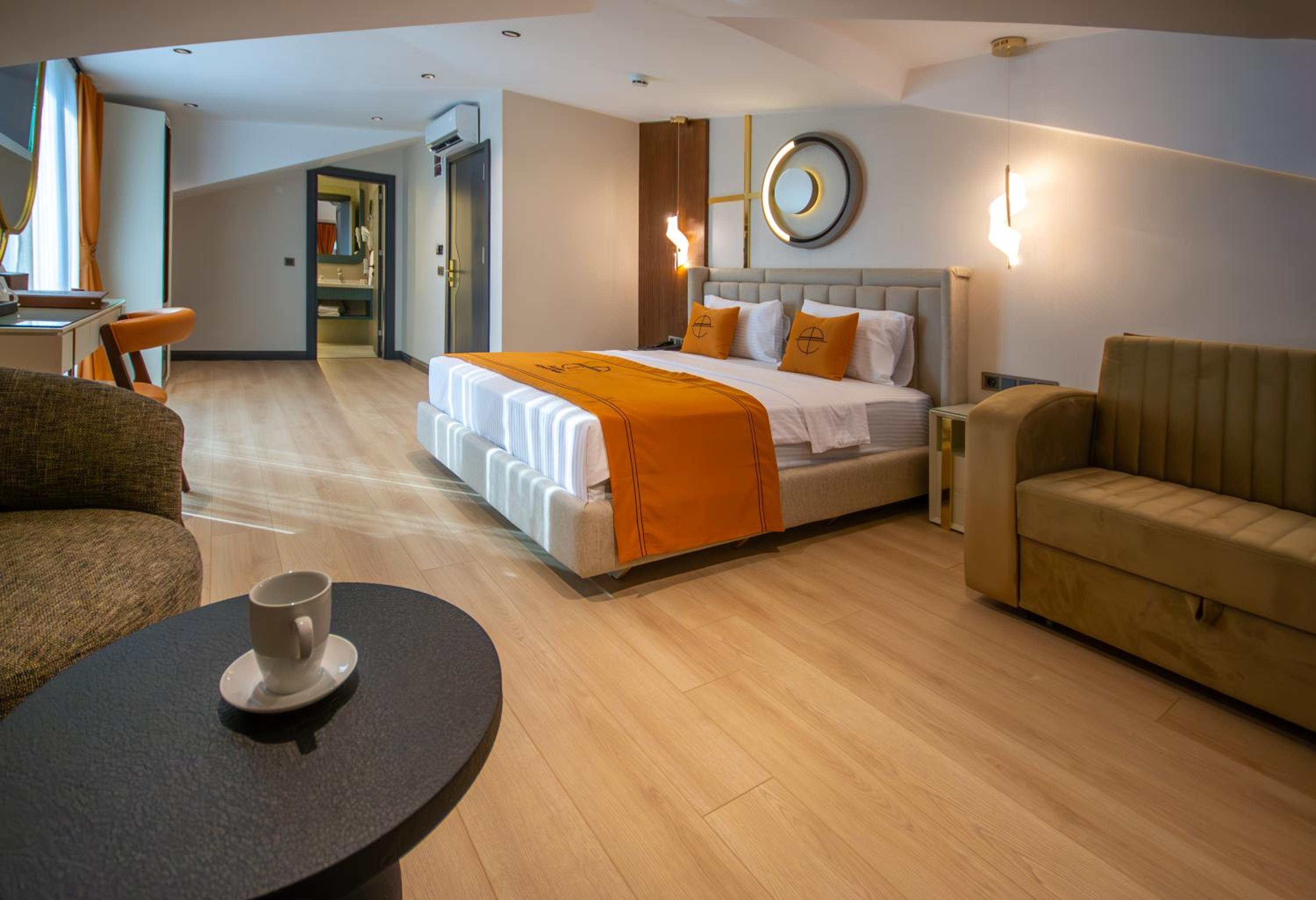 Doppelzimmer mit Balkon