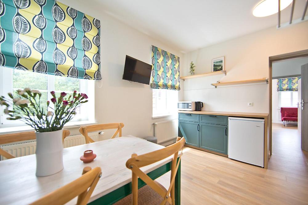 Suite - Photo 2
