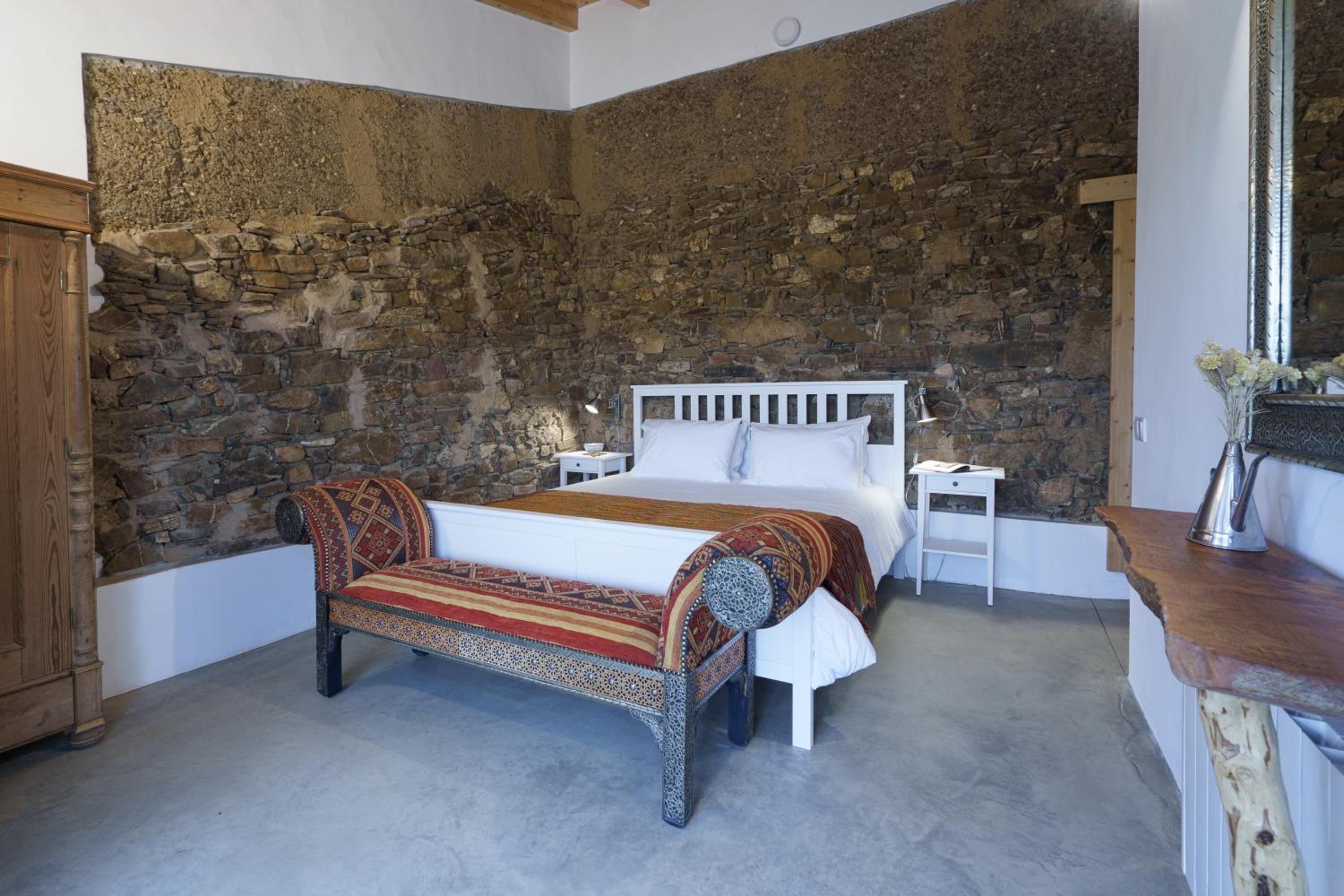One-Bedroom Apartment with Terrace photo 2