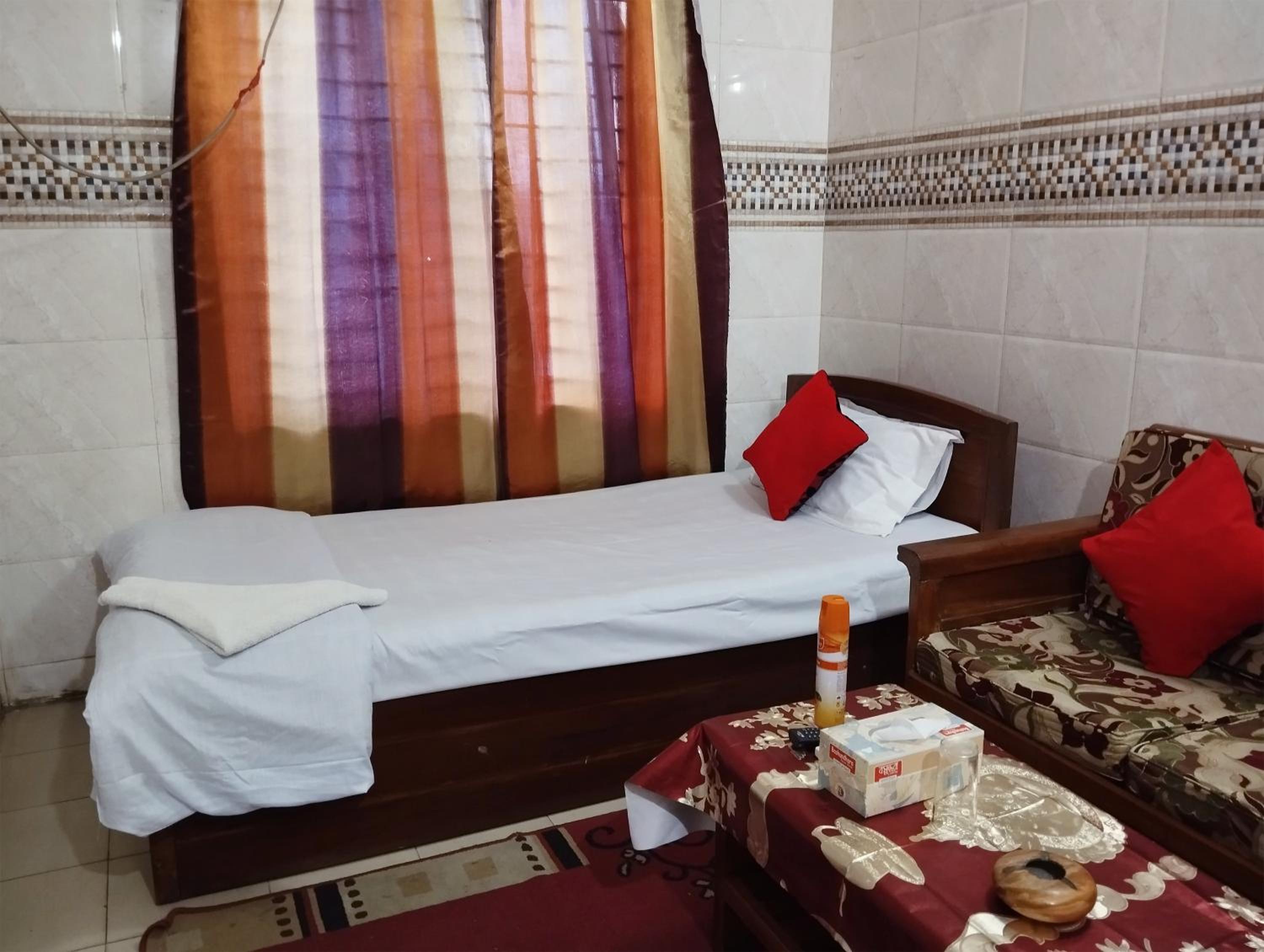 Deluxe Single Room photo 3