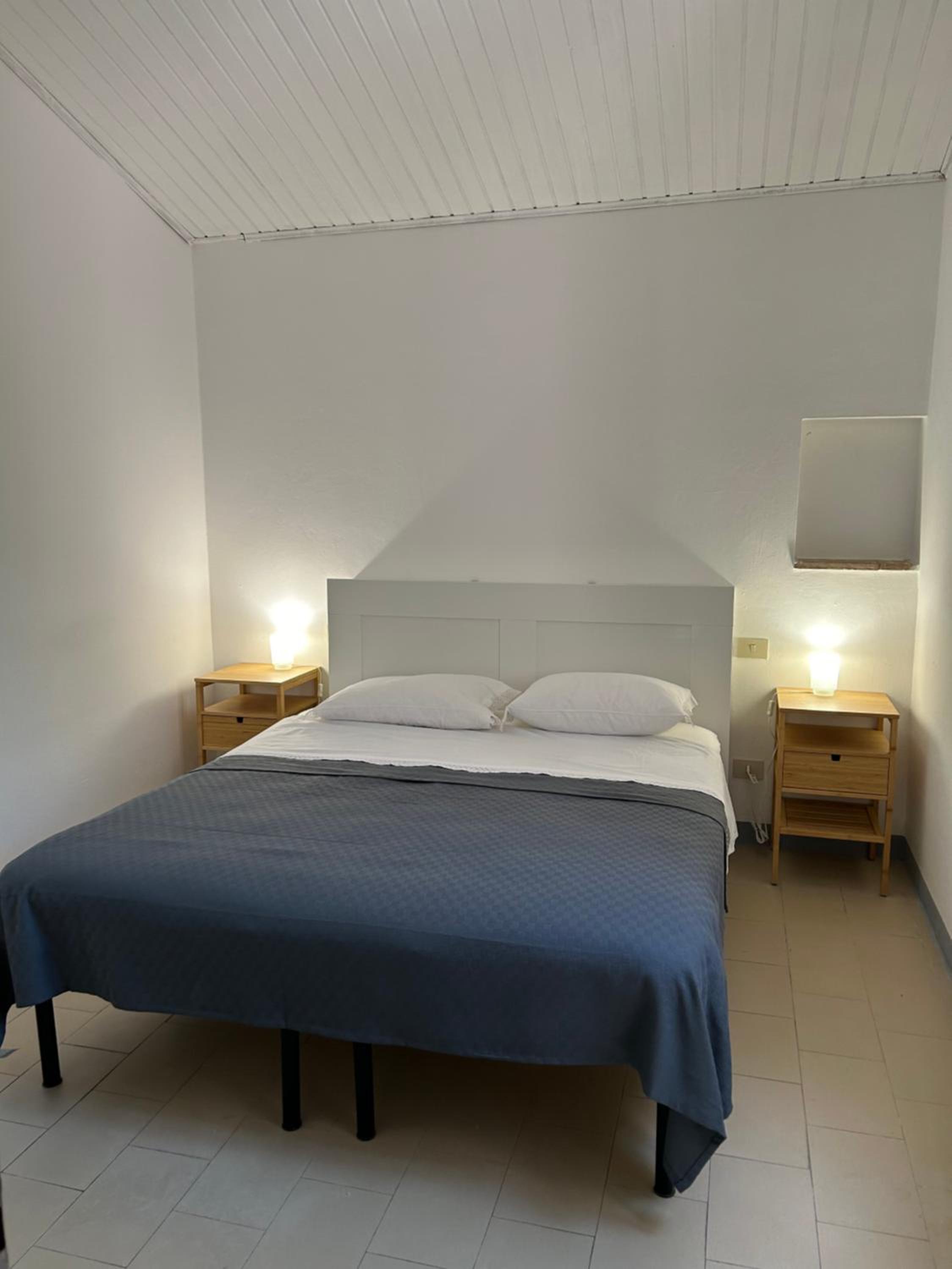 One-Bedroom House photo 1
