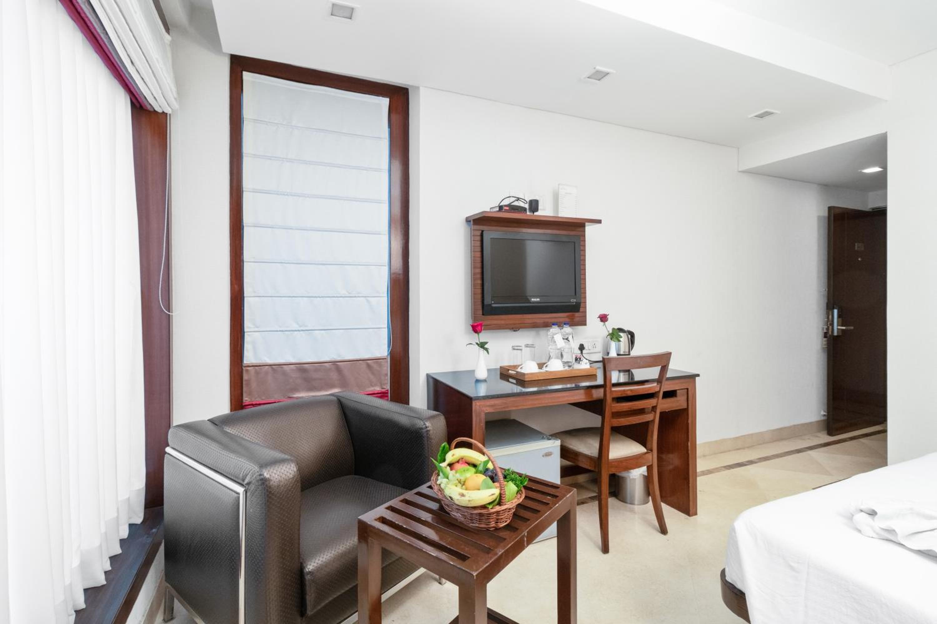 Deluxe Double or Twin Room - Photo 18