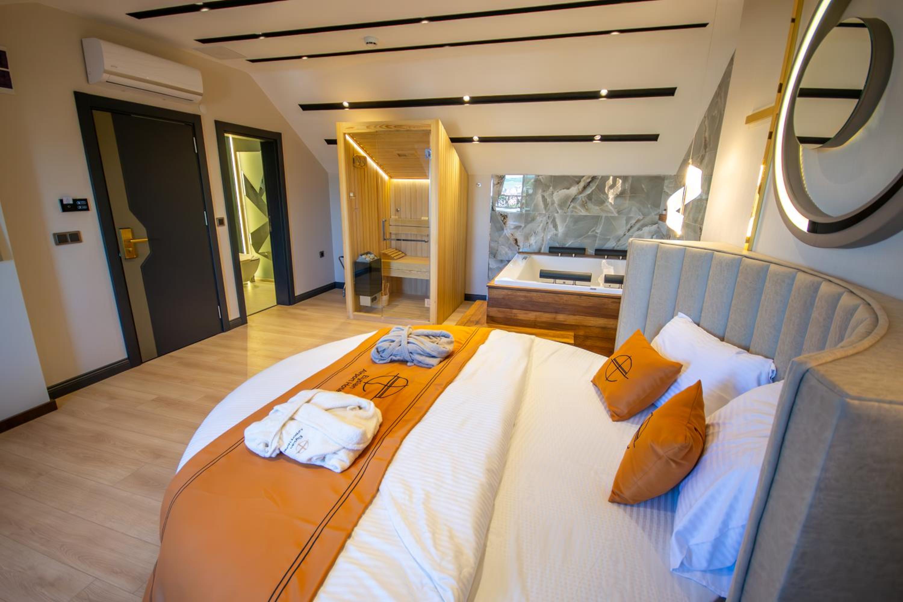 King Suite photo 3