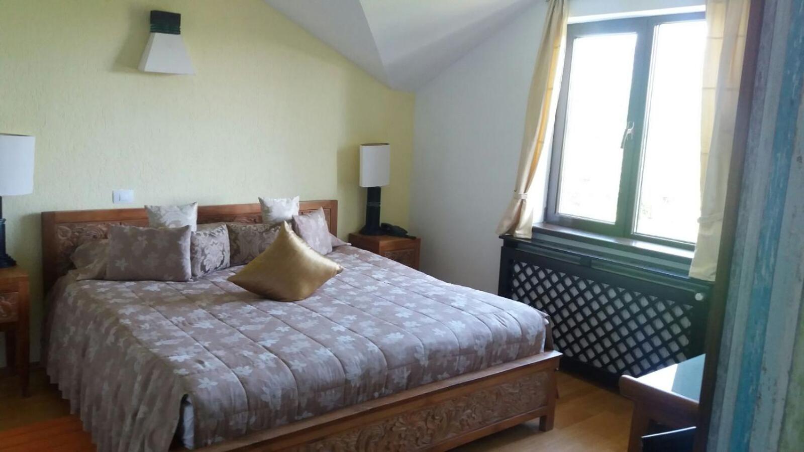 Single Room photo 2