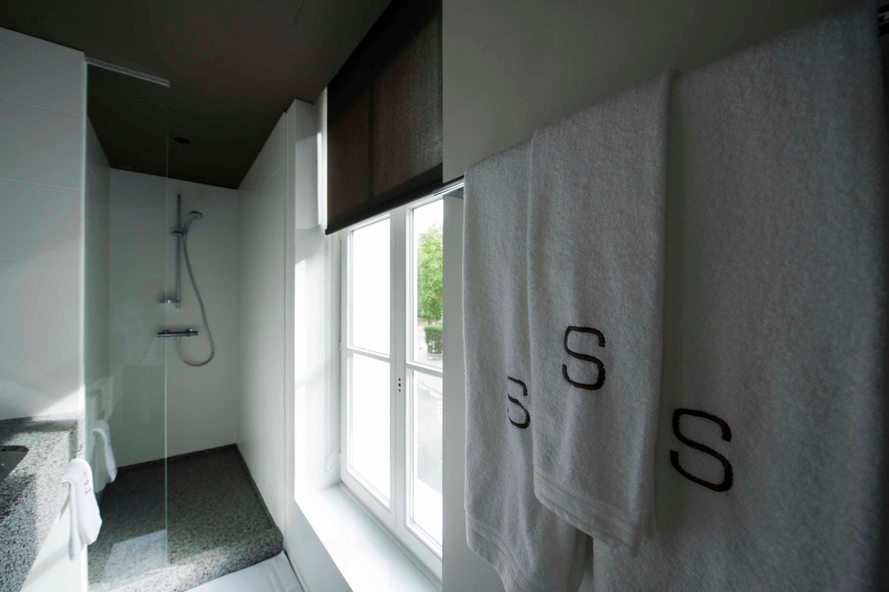 Double Room - Photo 6