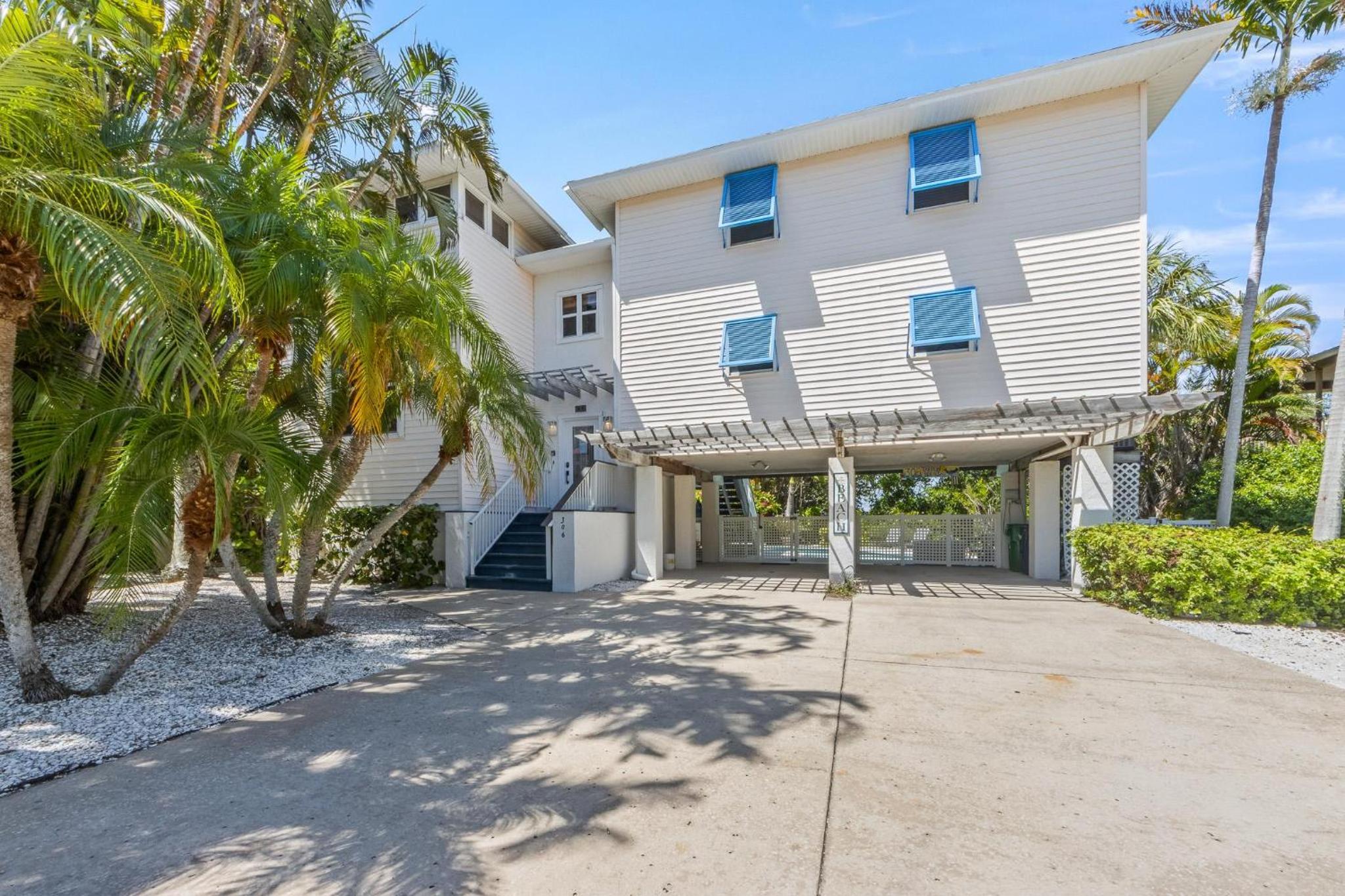 Four-Bedroom Vacation Home photo 1