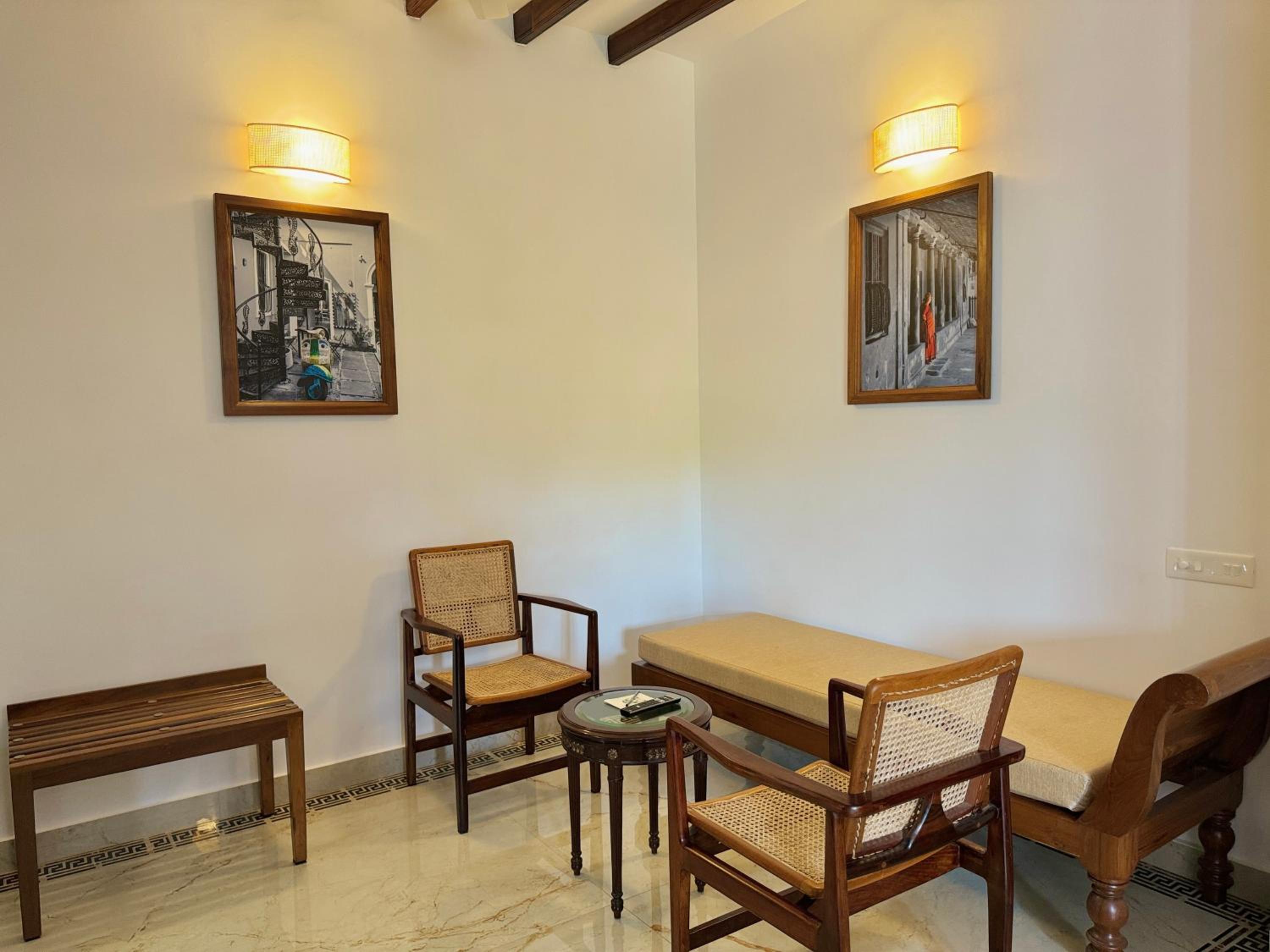Suite with Sea View - Photo 10
