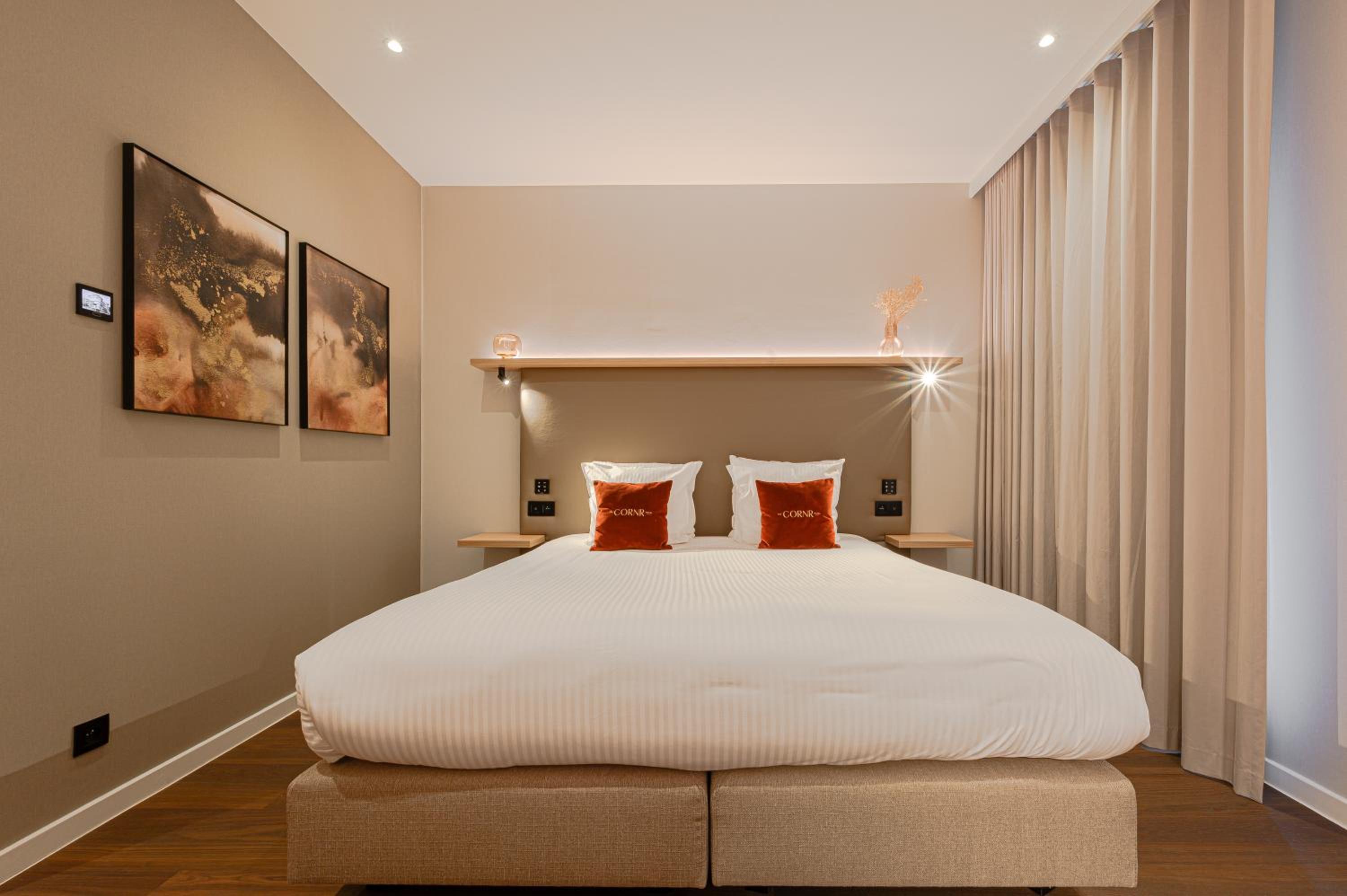 Deluxe Double or Twin Room - Photo 4