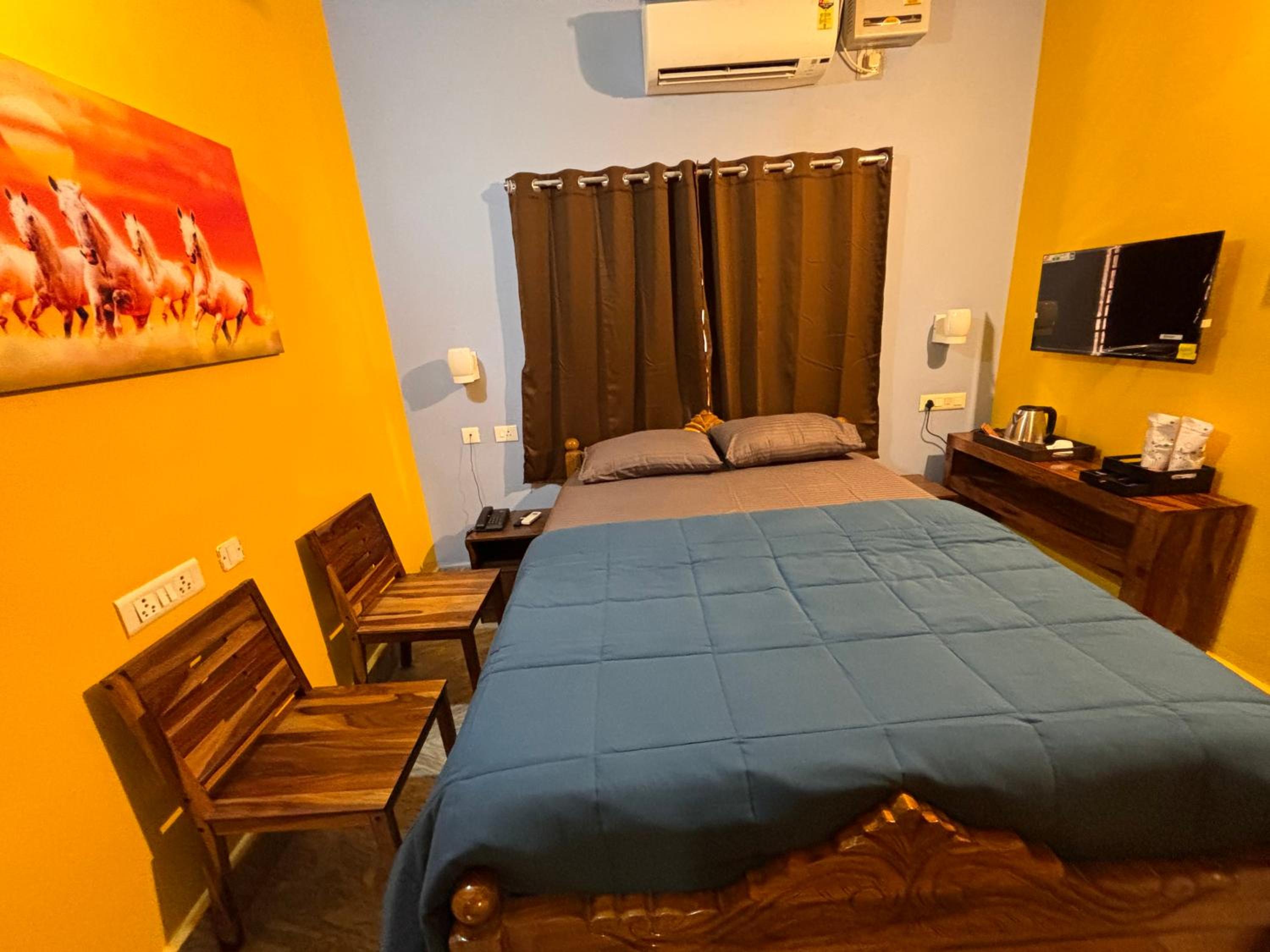Deluxe Room - Photo 1