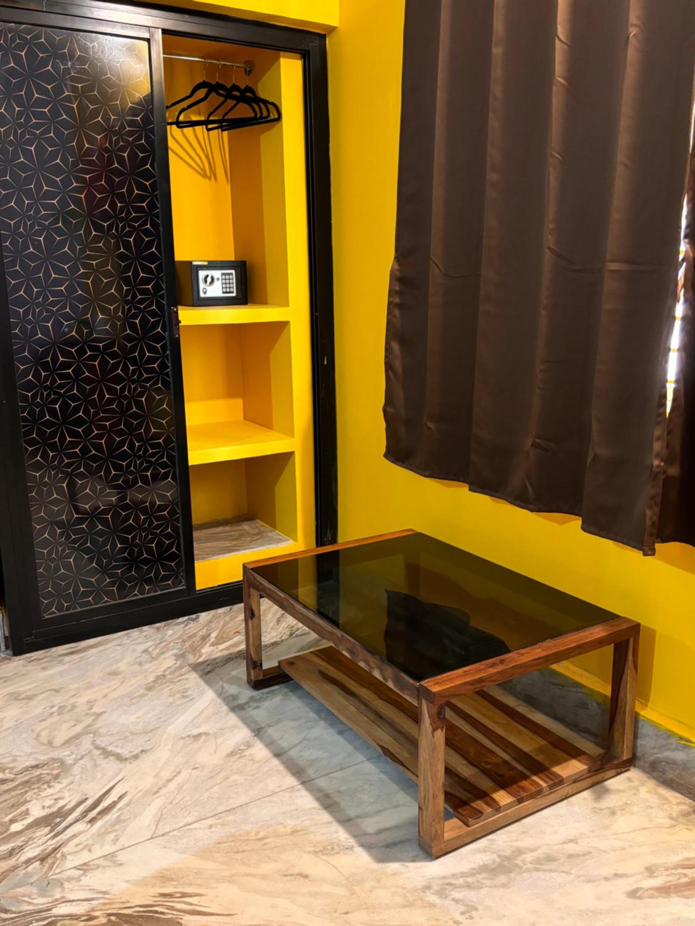 Deluxe Room - Photo 8
