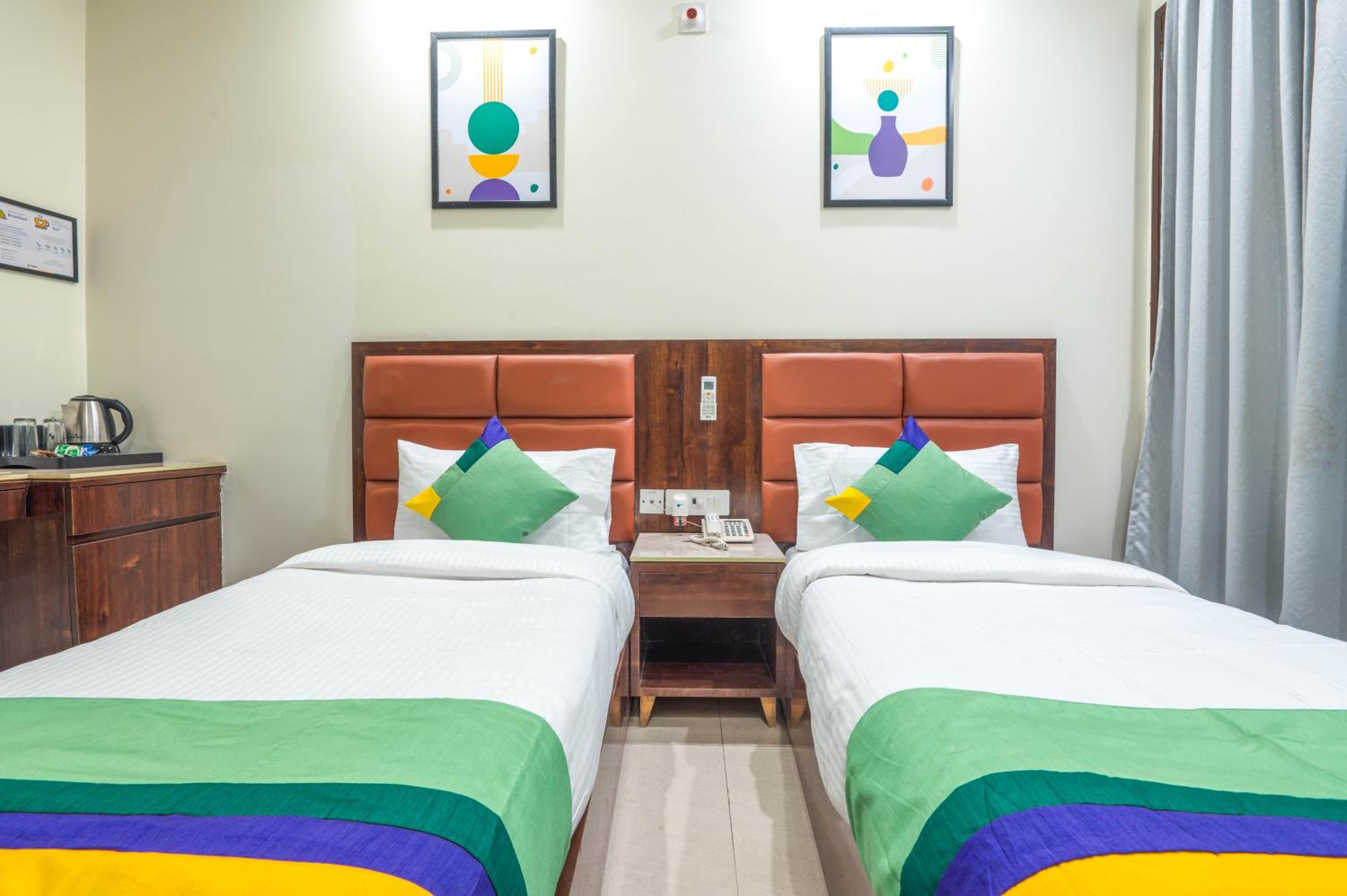 Deluxe Double Room photo 2