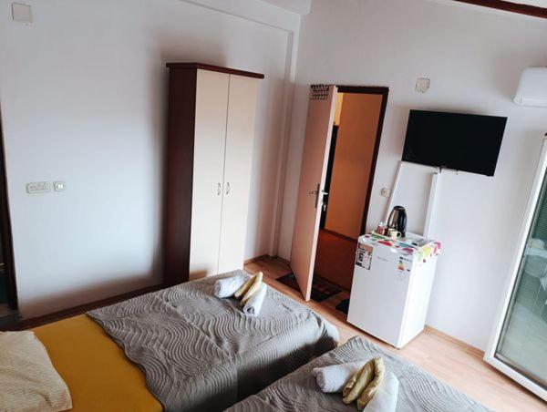 Small Double Room photo 1
