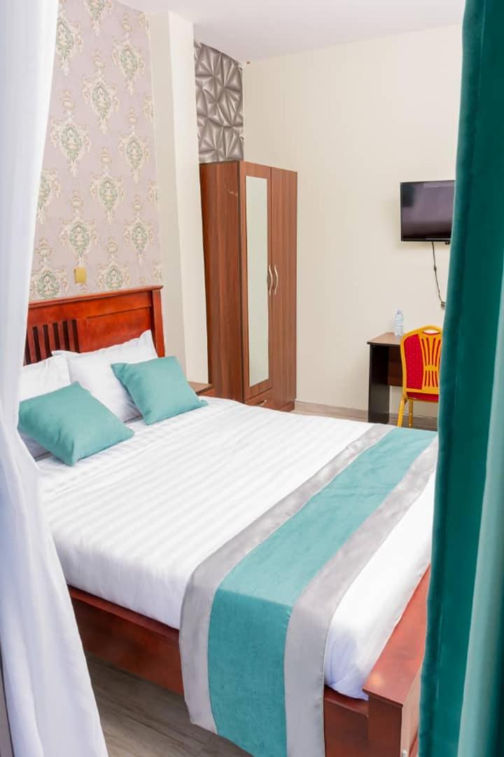 Deluxe Double Room With Balcony photo 1