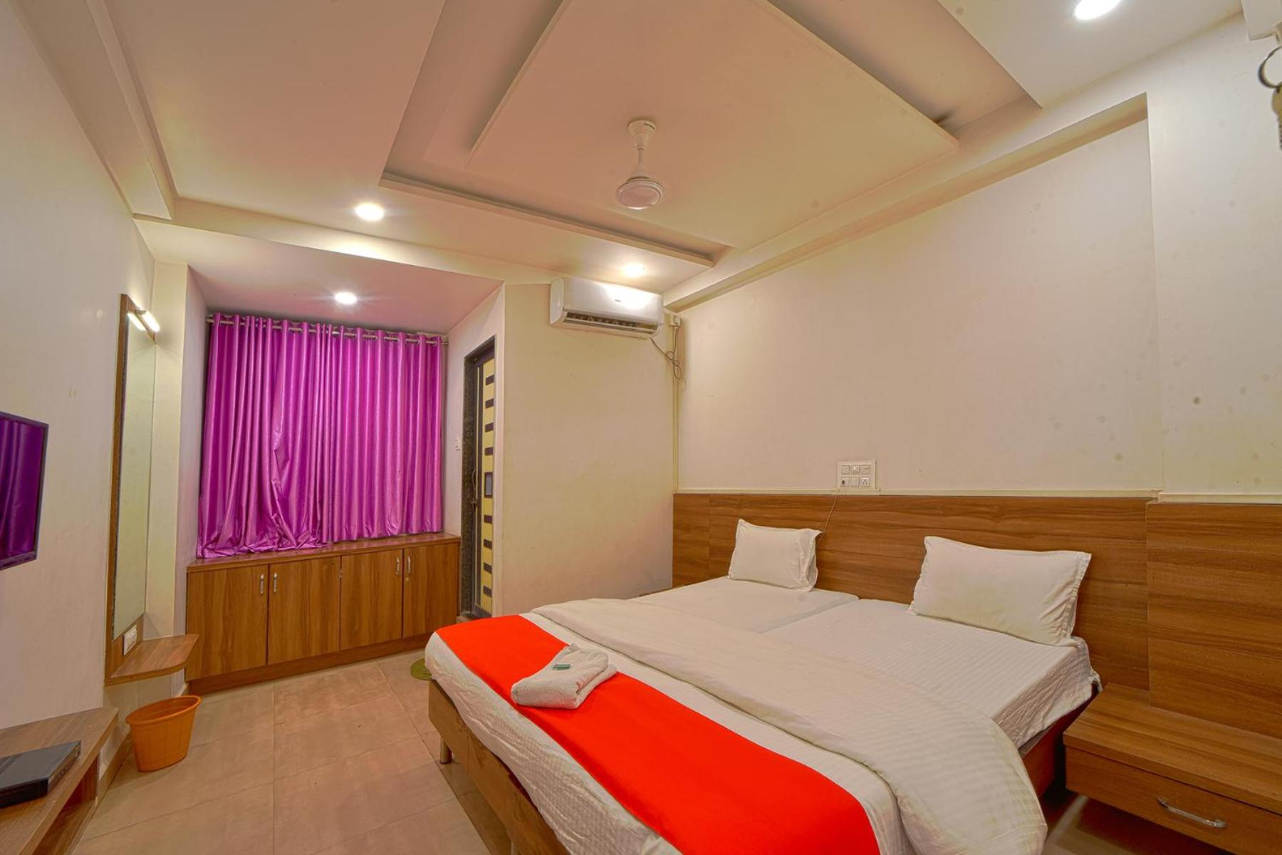 Deluxe Double Room photo 2