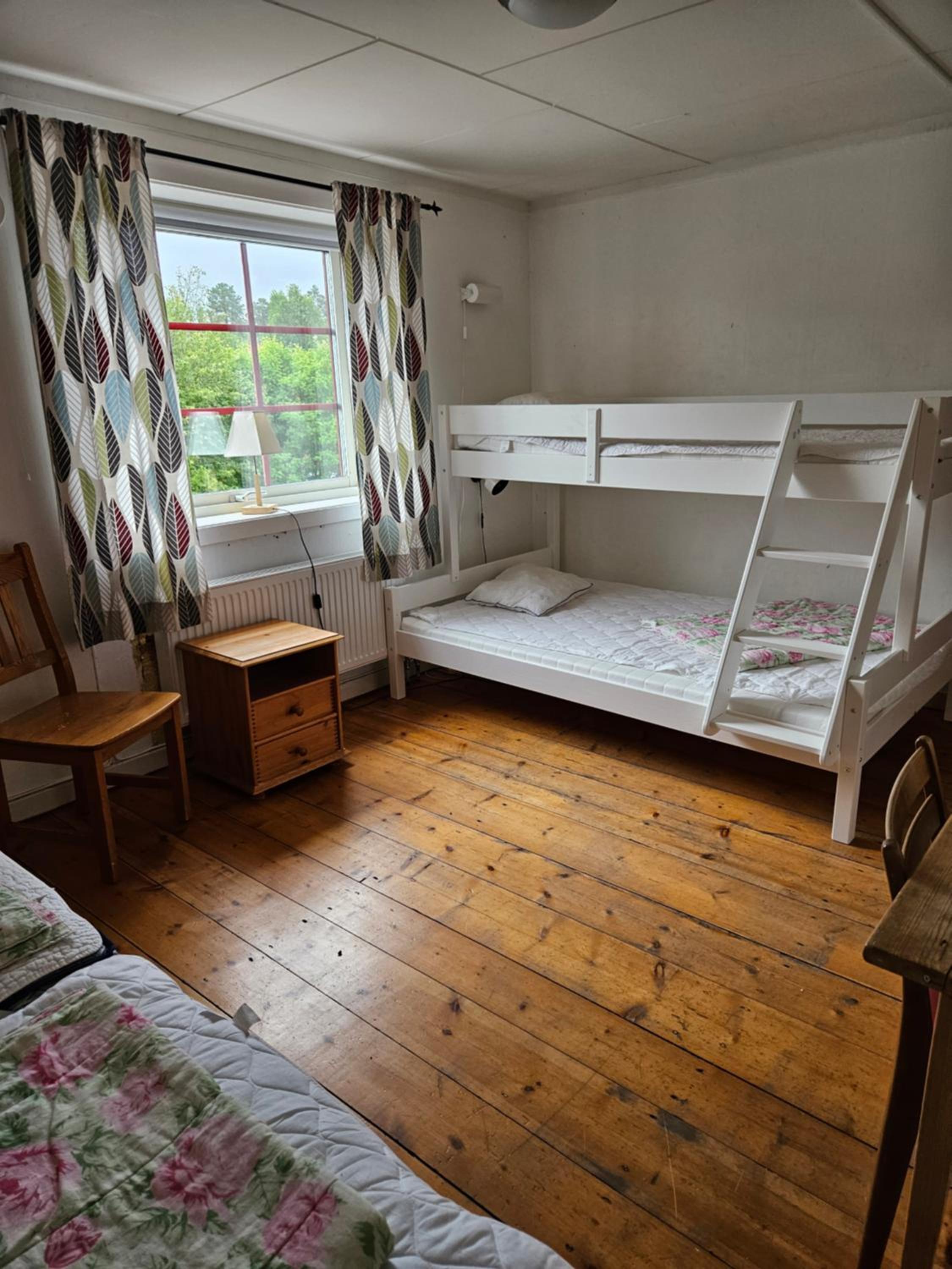 Quadruple Room - Photo 3