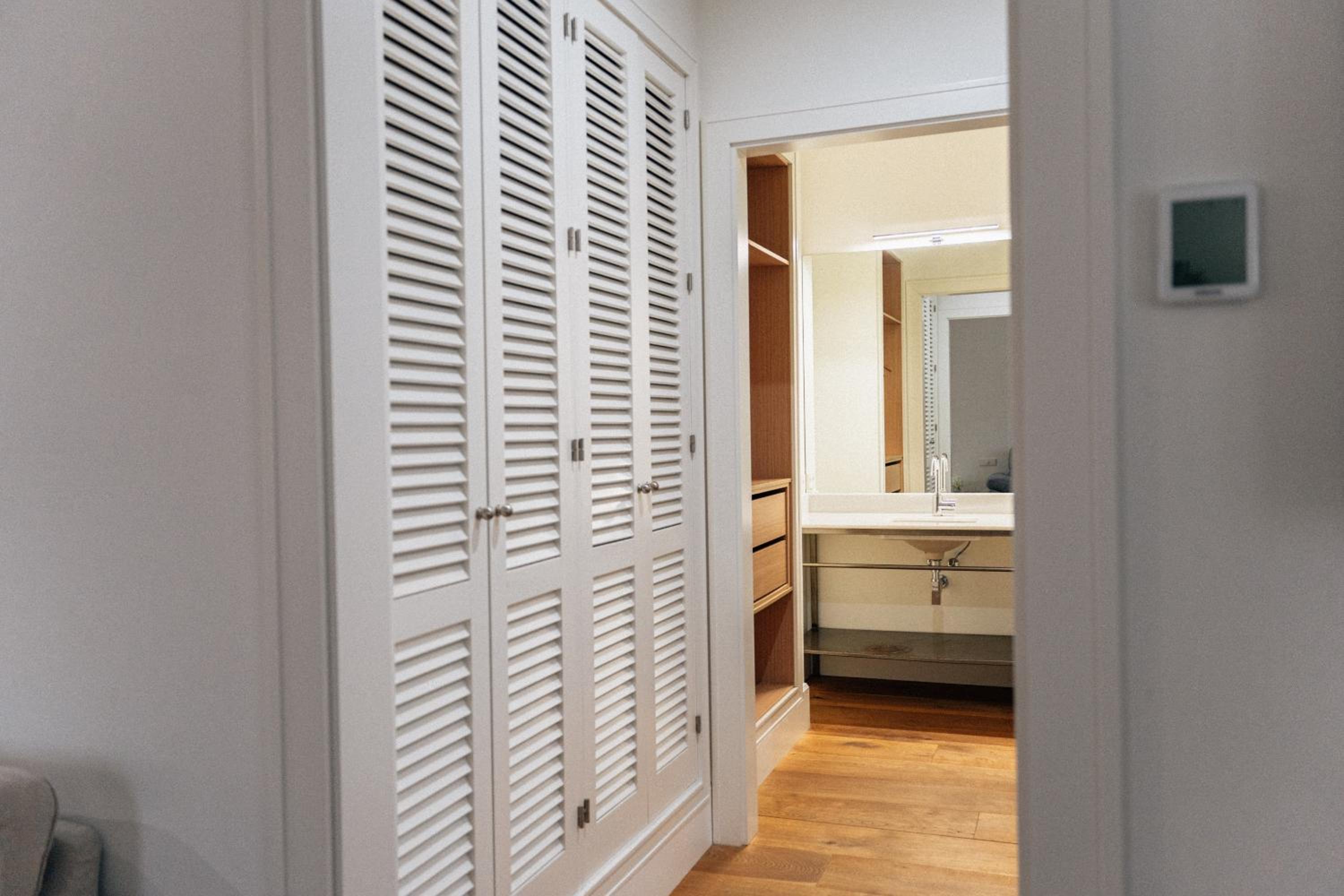 Deluxe Double Room - Photo 19