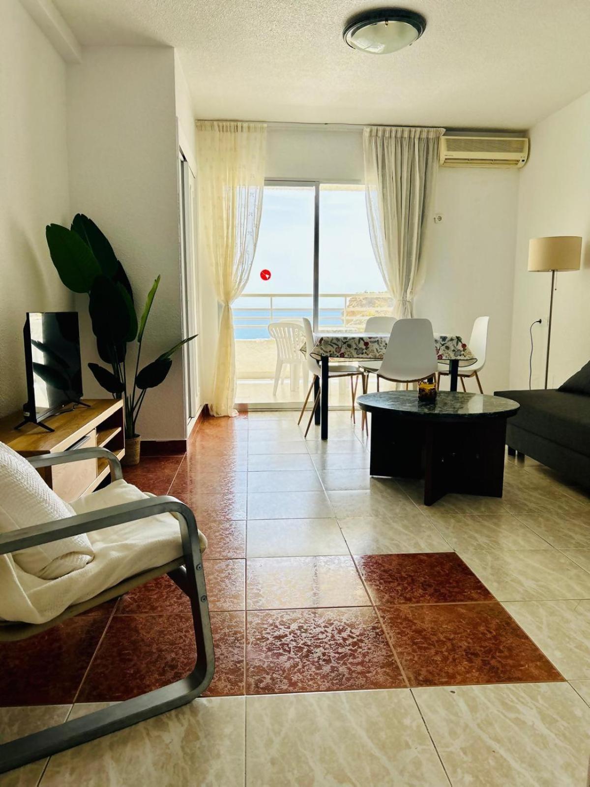 Apartamento con vista al mar
