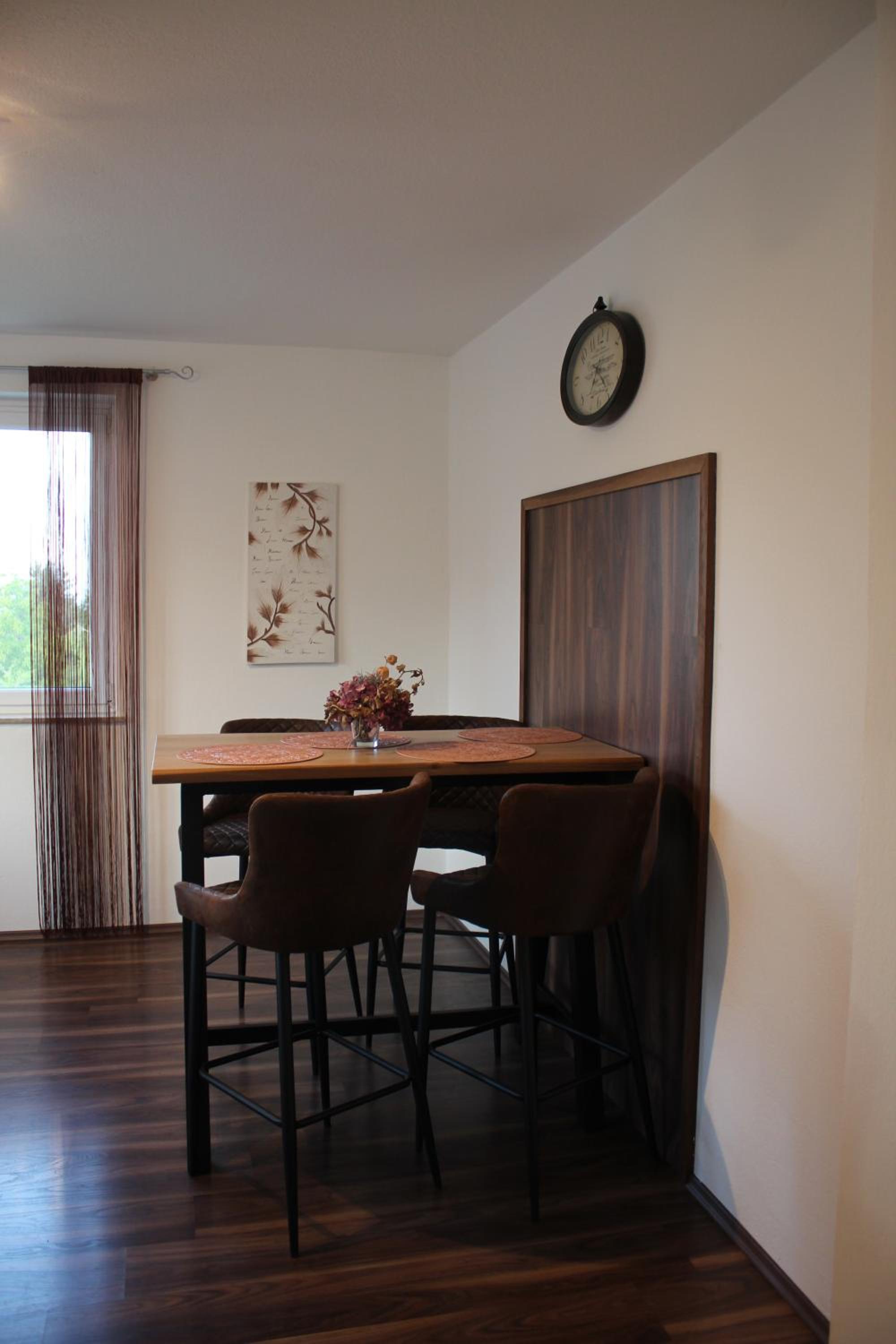 One-Bedroom Apartment photo 3