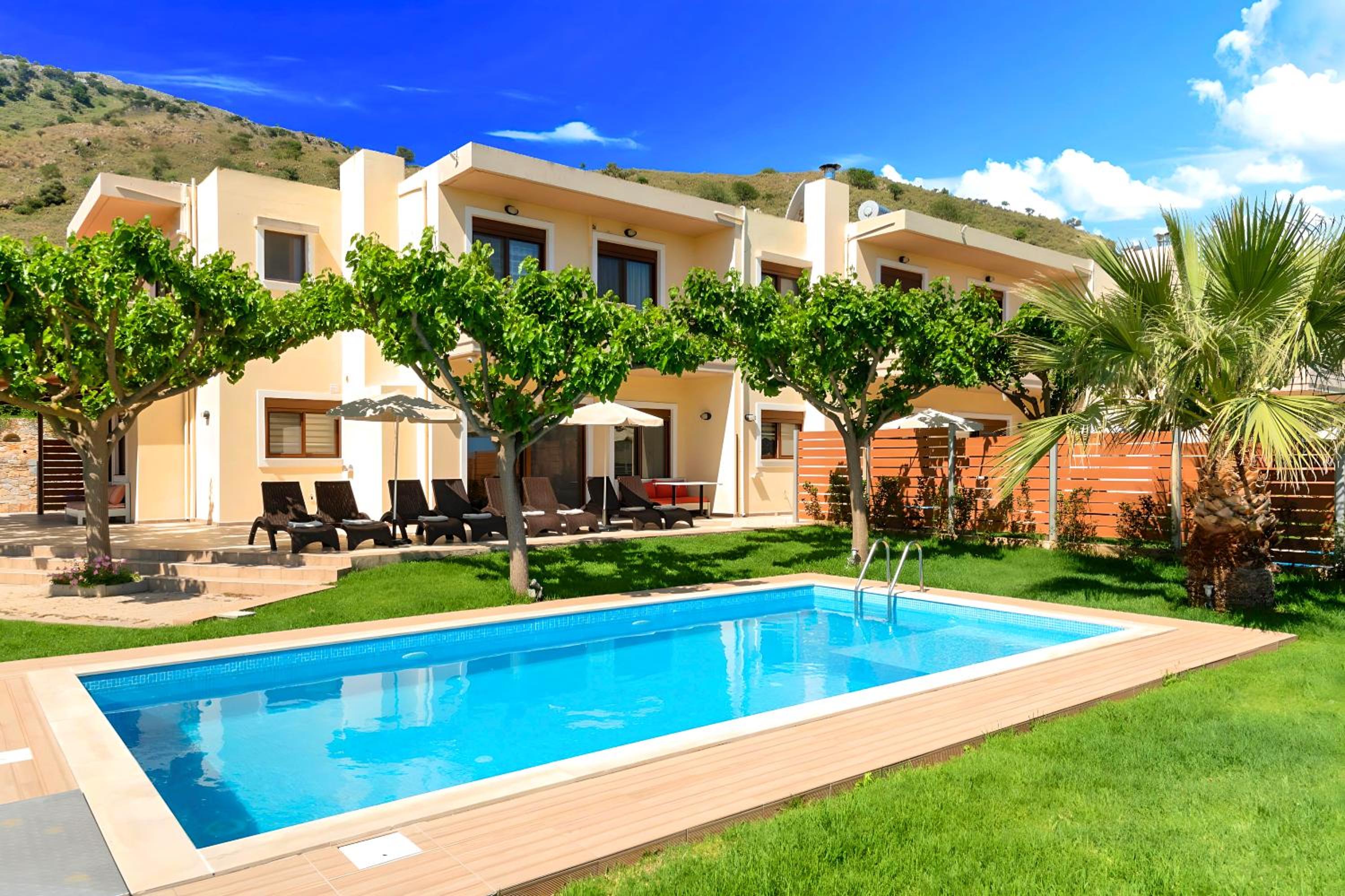 Villa with Sea View photo 3