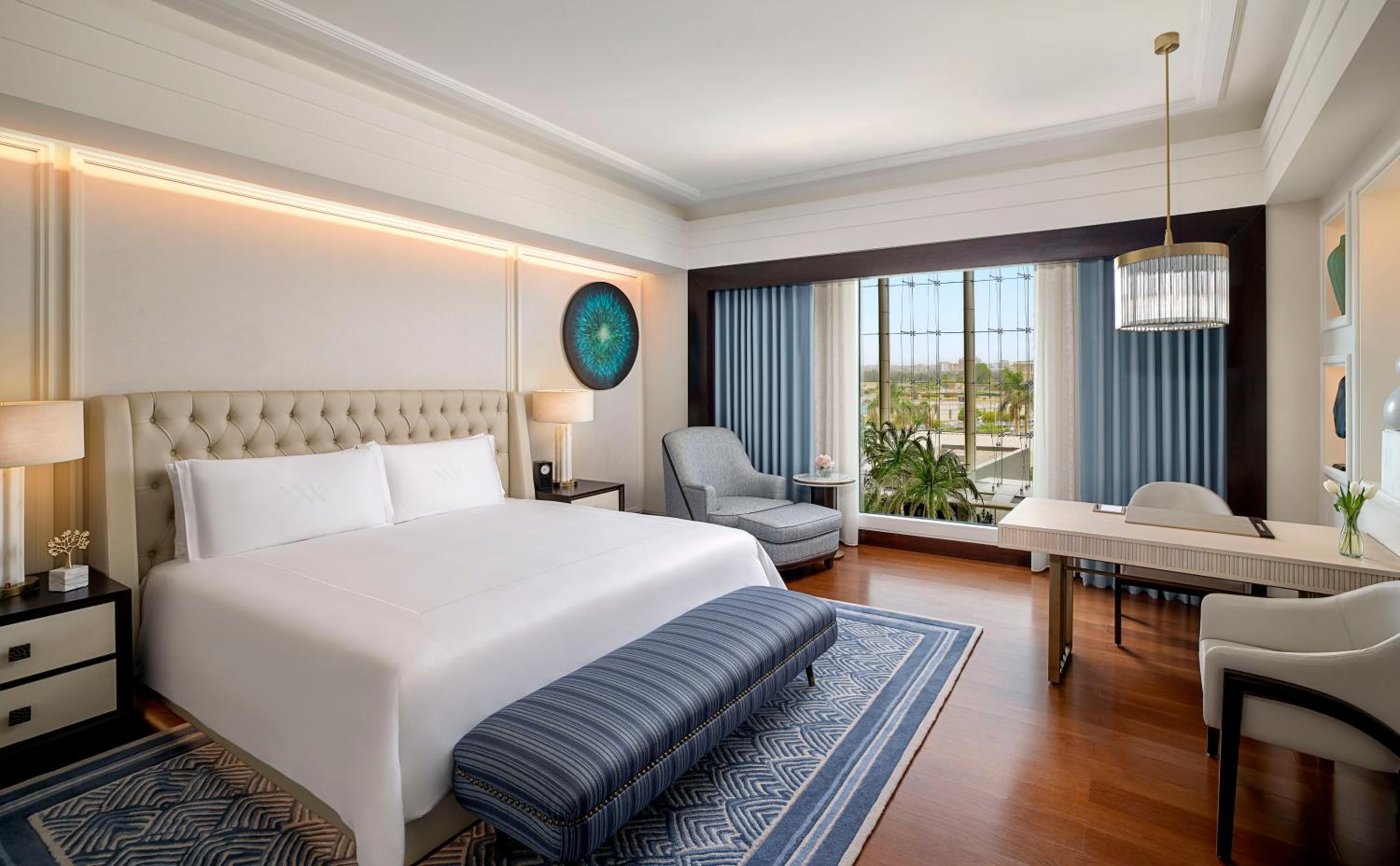 Premier King Room With Botanical Garden View