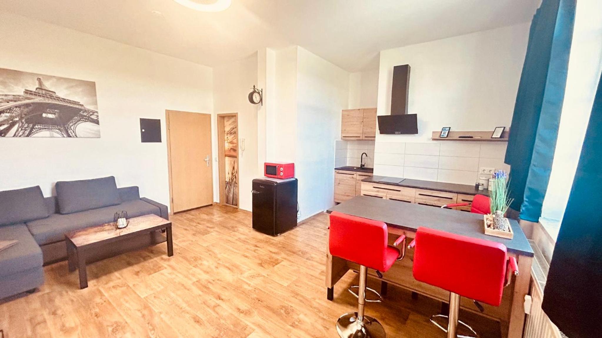 Apartment photo 1